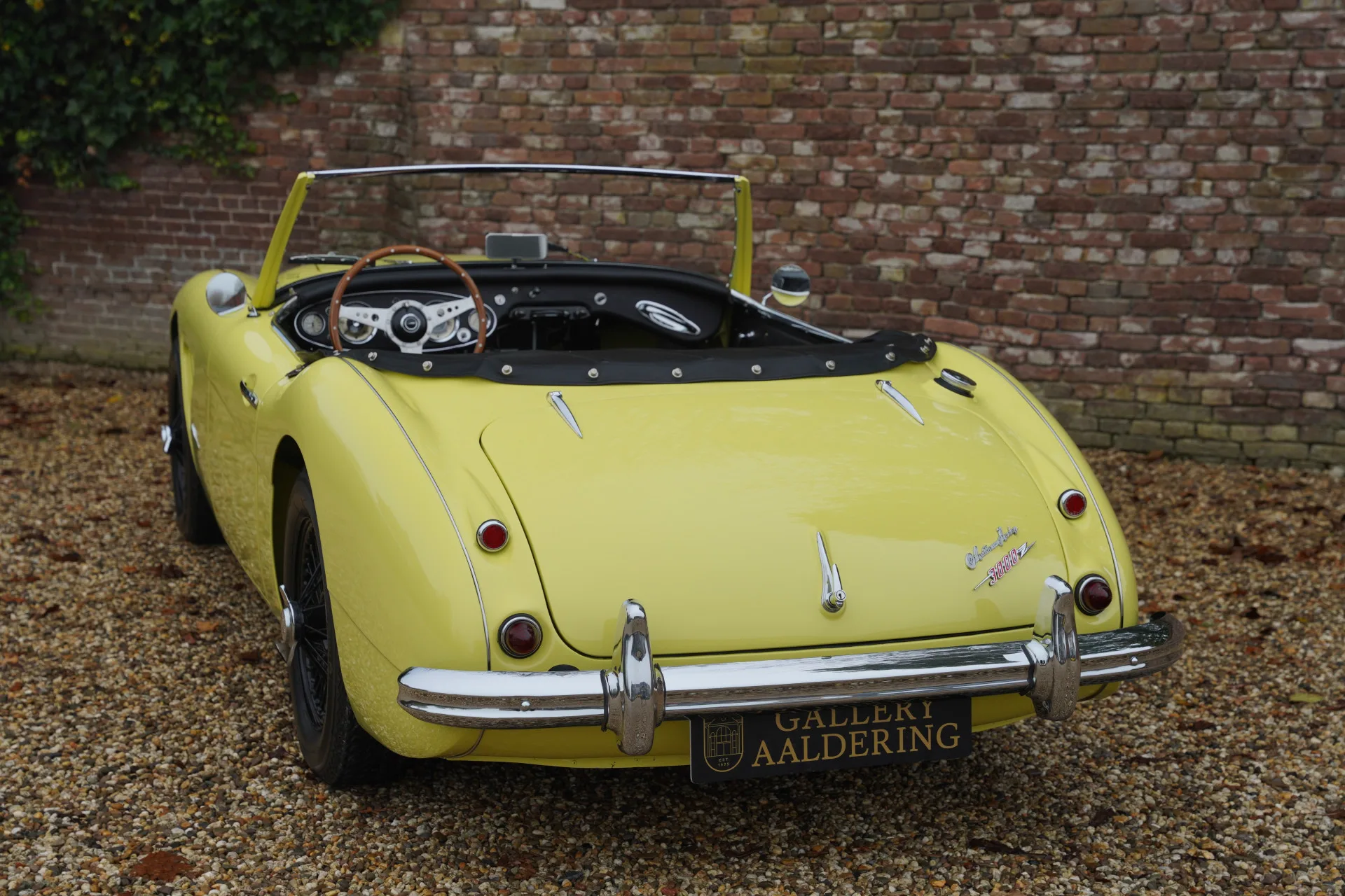 1960 Austin-Healey 3000 Mk I, 13/30