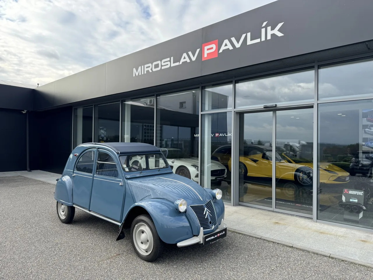 1960 Citroën 2CV offered by a specialist dealer in Písek, Czechia, main photo