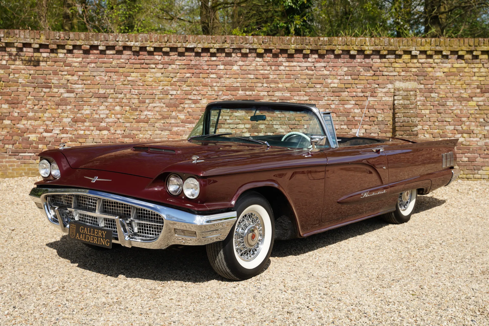 1960 Ford Thunderbird Convertible offered by a specialist dealer in Brummen, Netherlands, main photo