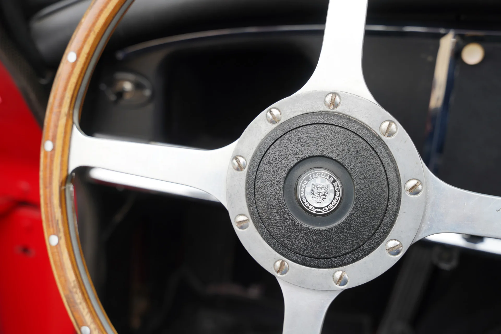 1960 Jaguar XK150 Drophead Coupe, 9/30