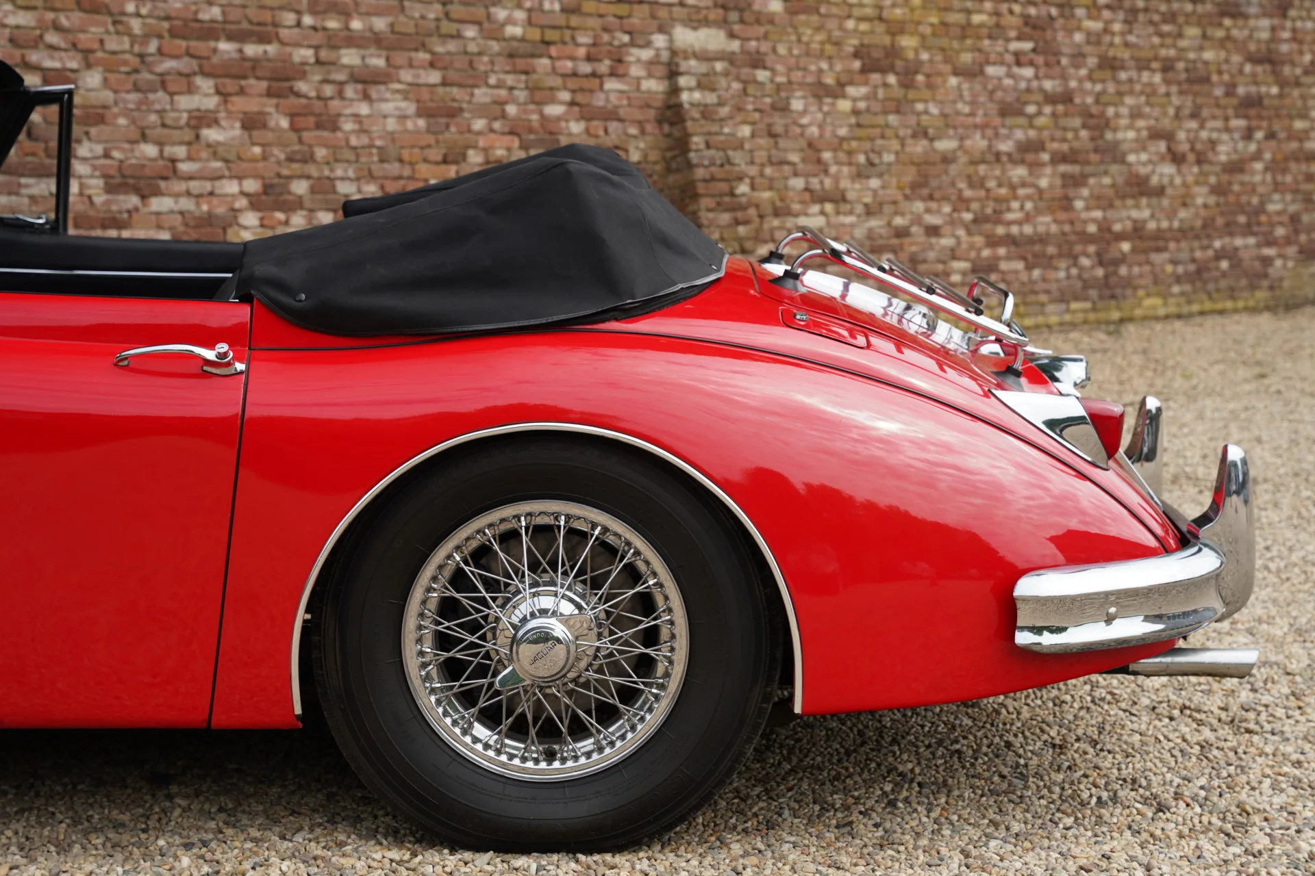 1960 Jaguar XK150 Drophead Coupe, 26/30