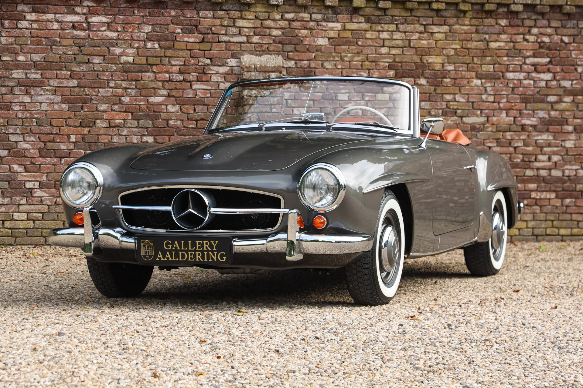 1960 Mercedes-Benz 190 SL offered by a specialist dealer in Brummen, Netherlands, main photo