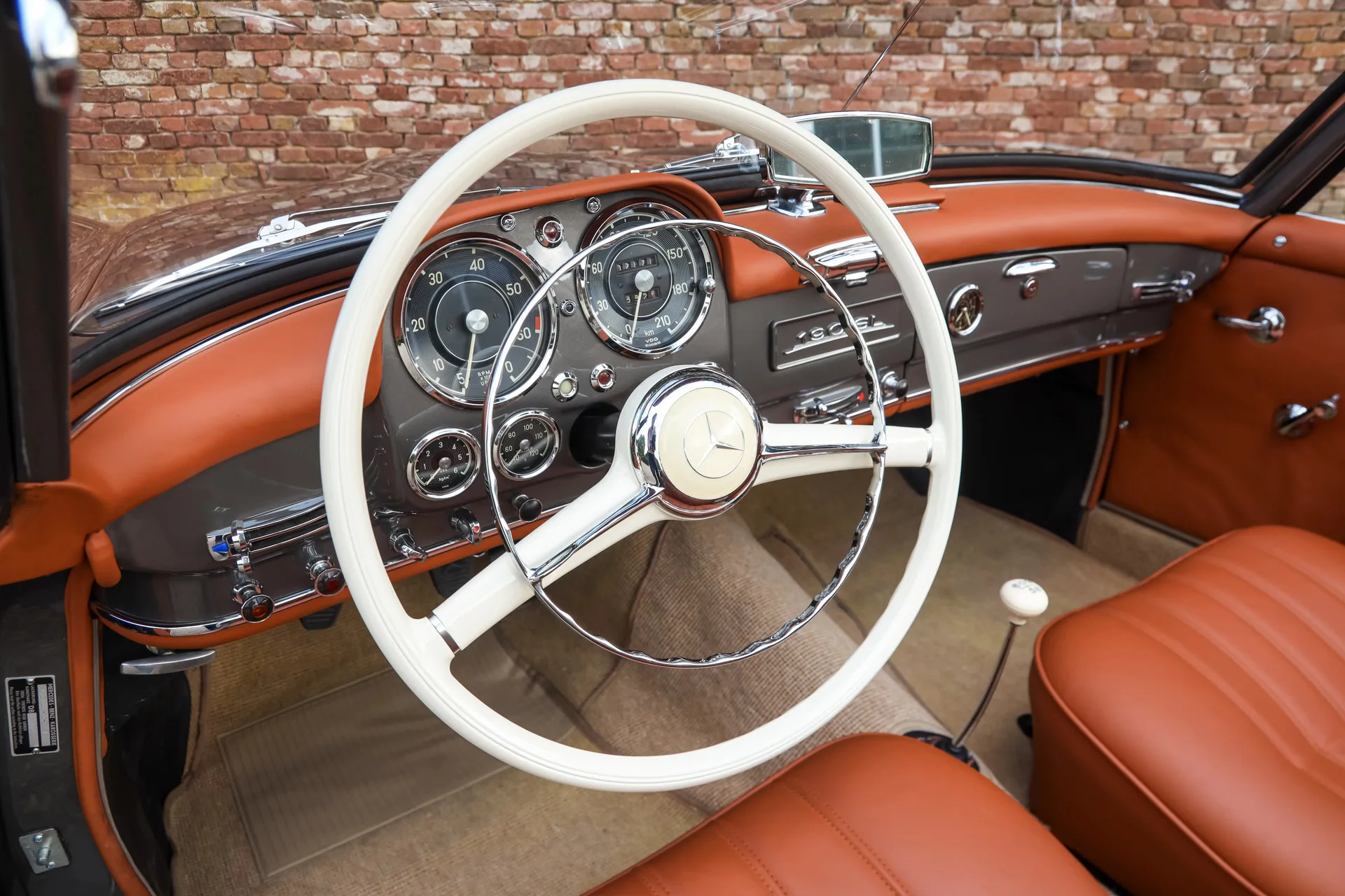 1960 Mercedes-Benz 190 SL, 17/30