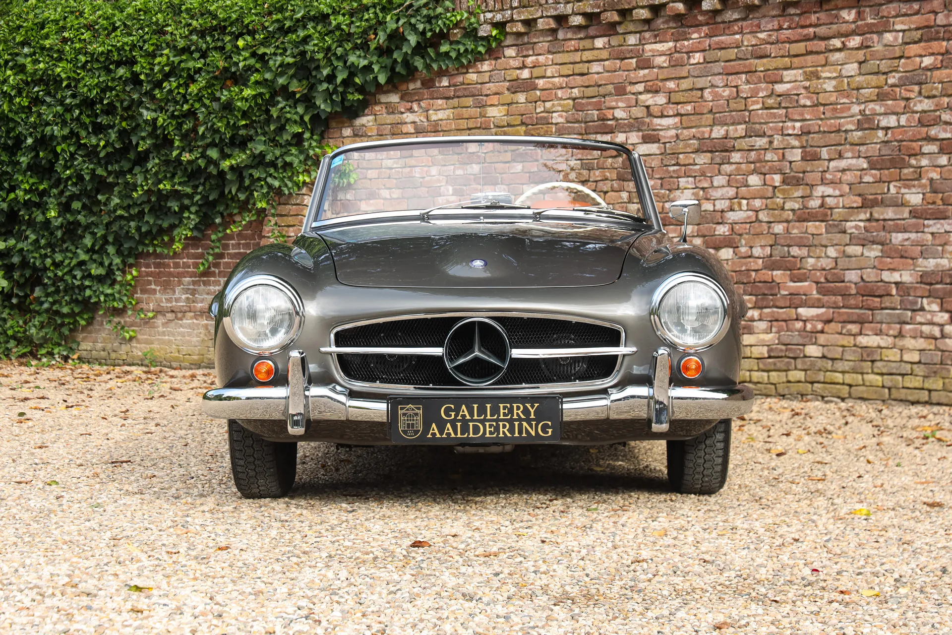 1960 Mercedes-Benz 190 SL, 24/30