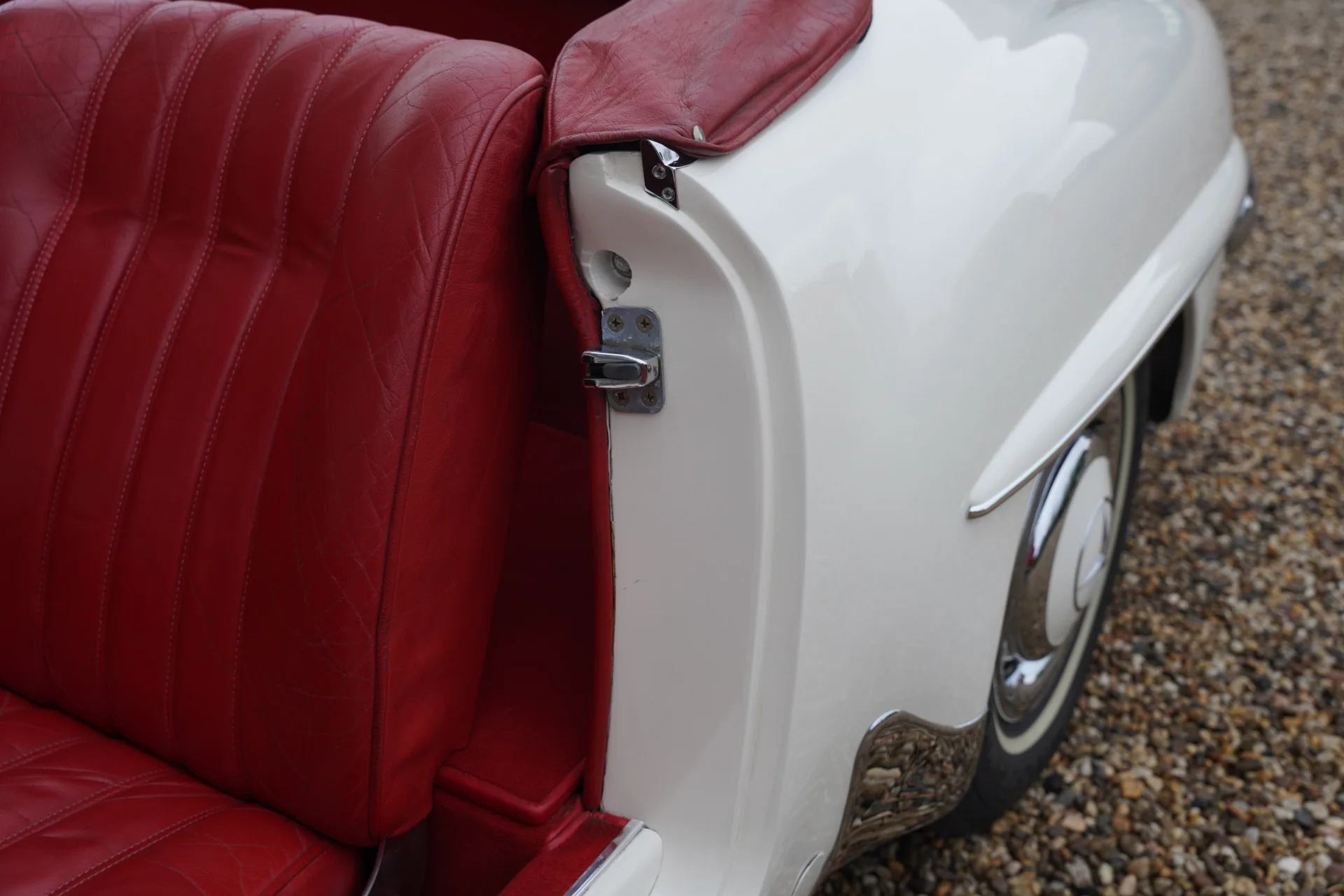 1960 Mercedes-Benz 190 SL, 22/30