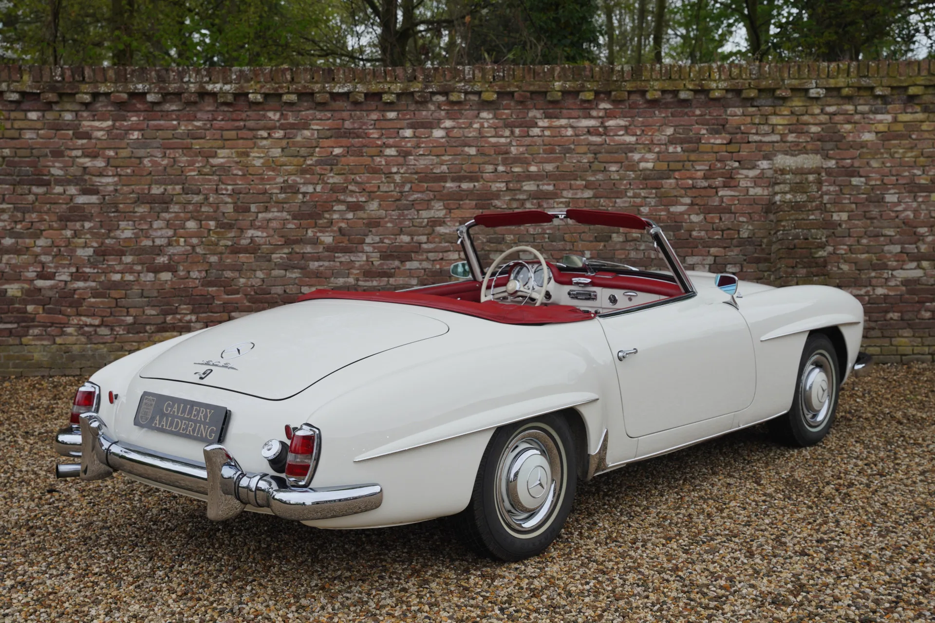 1960 Mercedes-Benz 190 SL, 23/30
