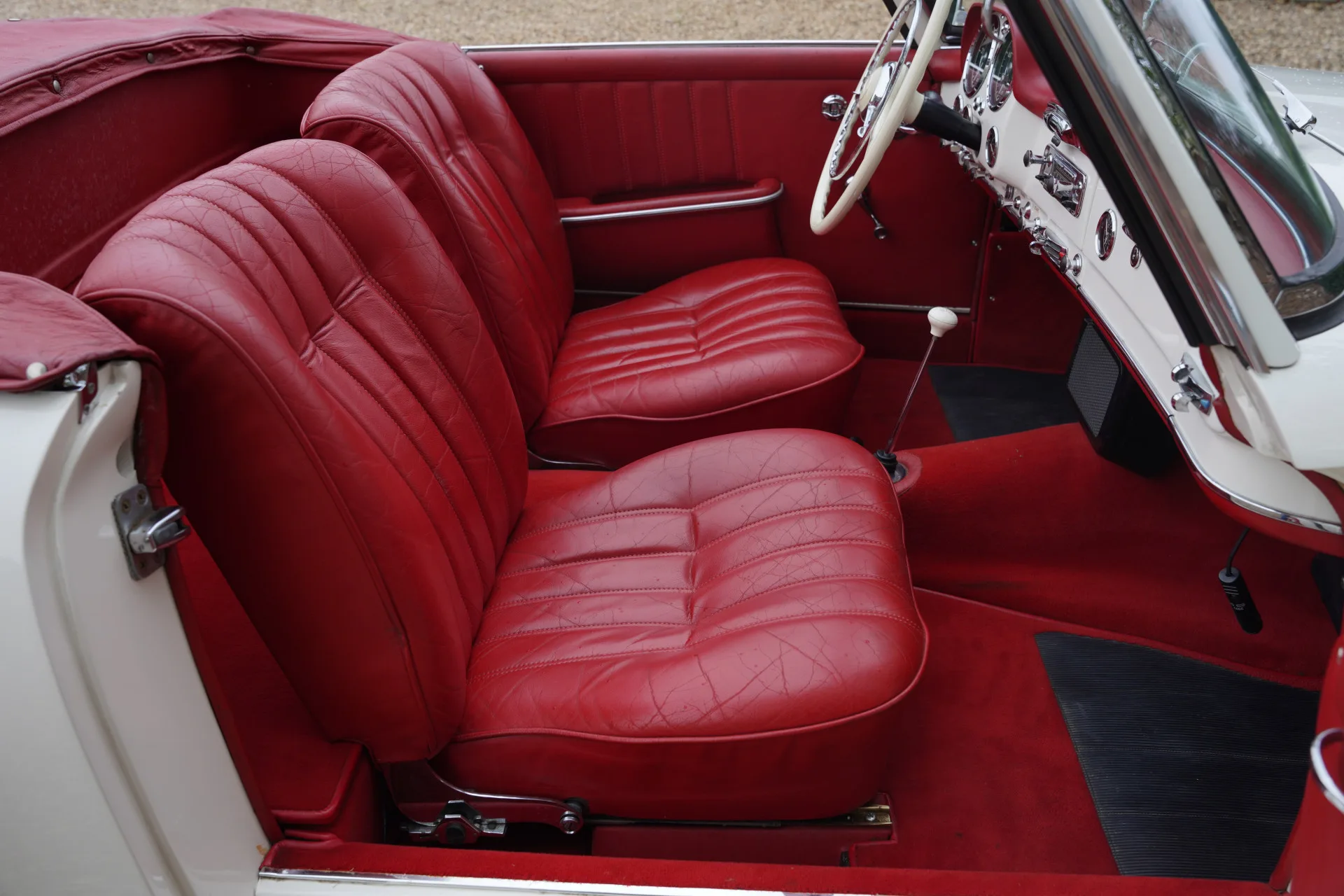 1960 Mercedes-Benz 190 SL, 24/30