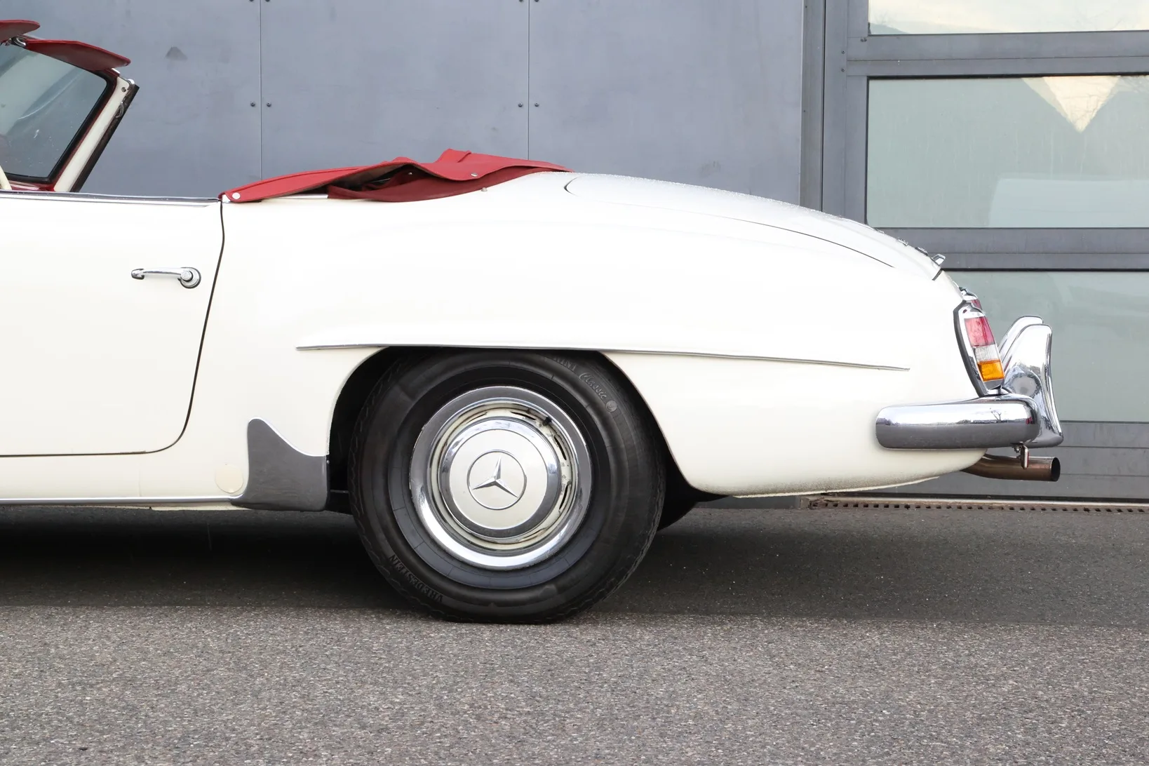 1960 Mercedes-Benz 190 SL, 16/28