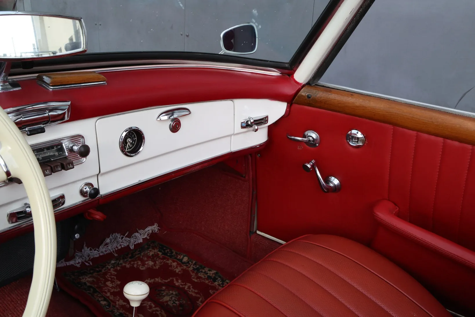 1960 Mercedes-Benz 190 SL, 26/28