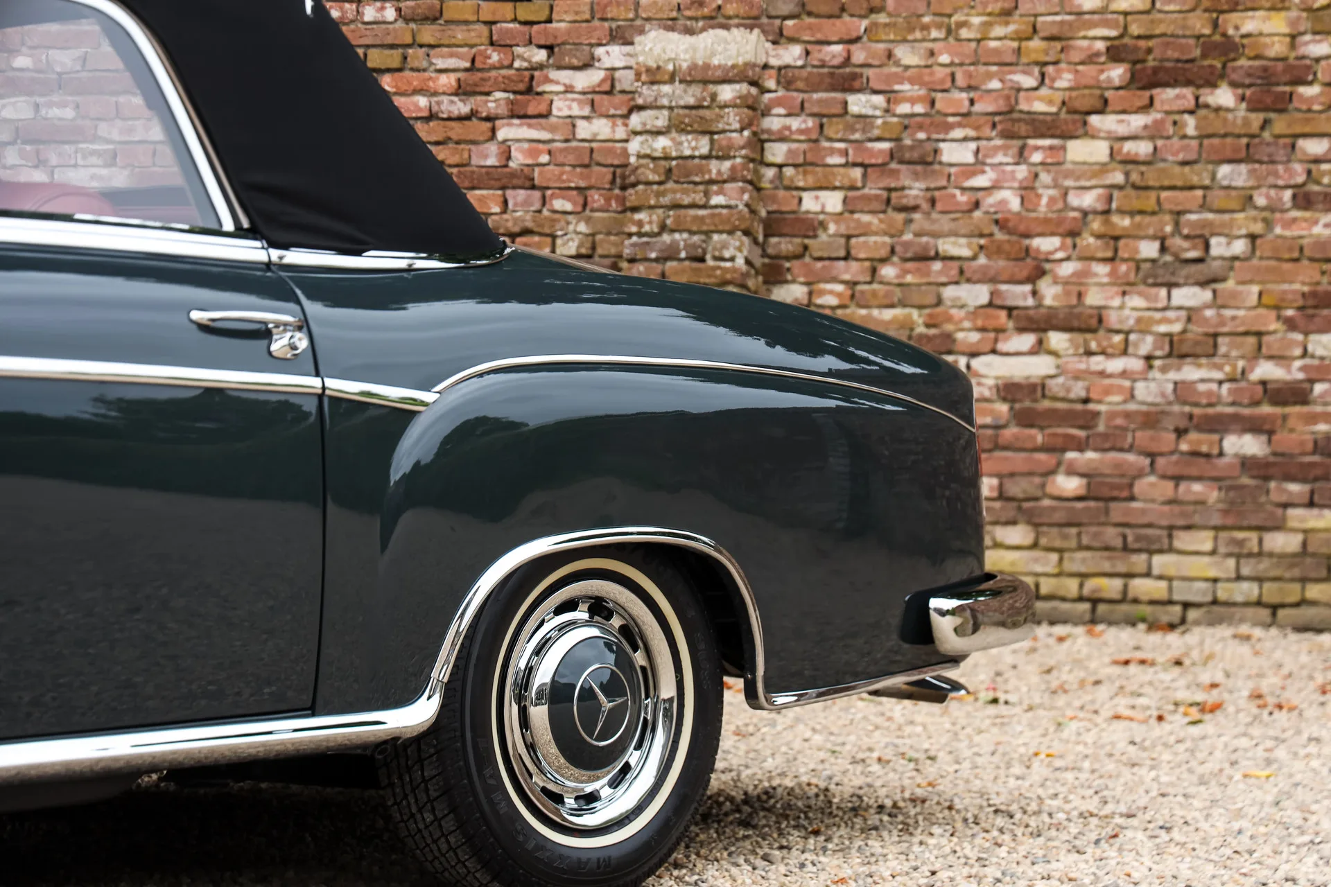 1960 Mercedes-Benz 220 SE Cabriolet Ponton, 10/30
