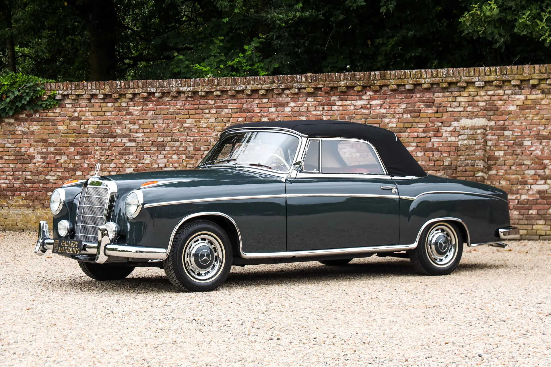 1960 Mercedes-Benz 220 SE Cabriolet Ponton, 23/30