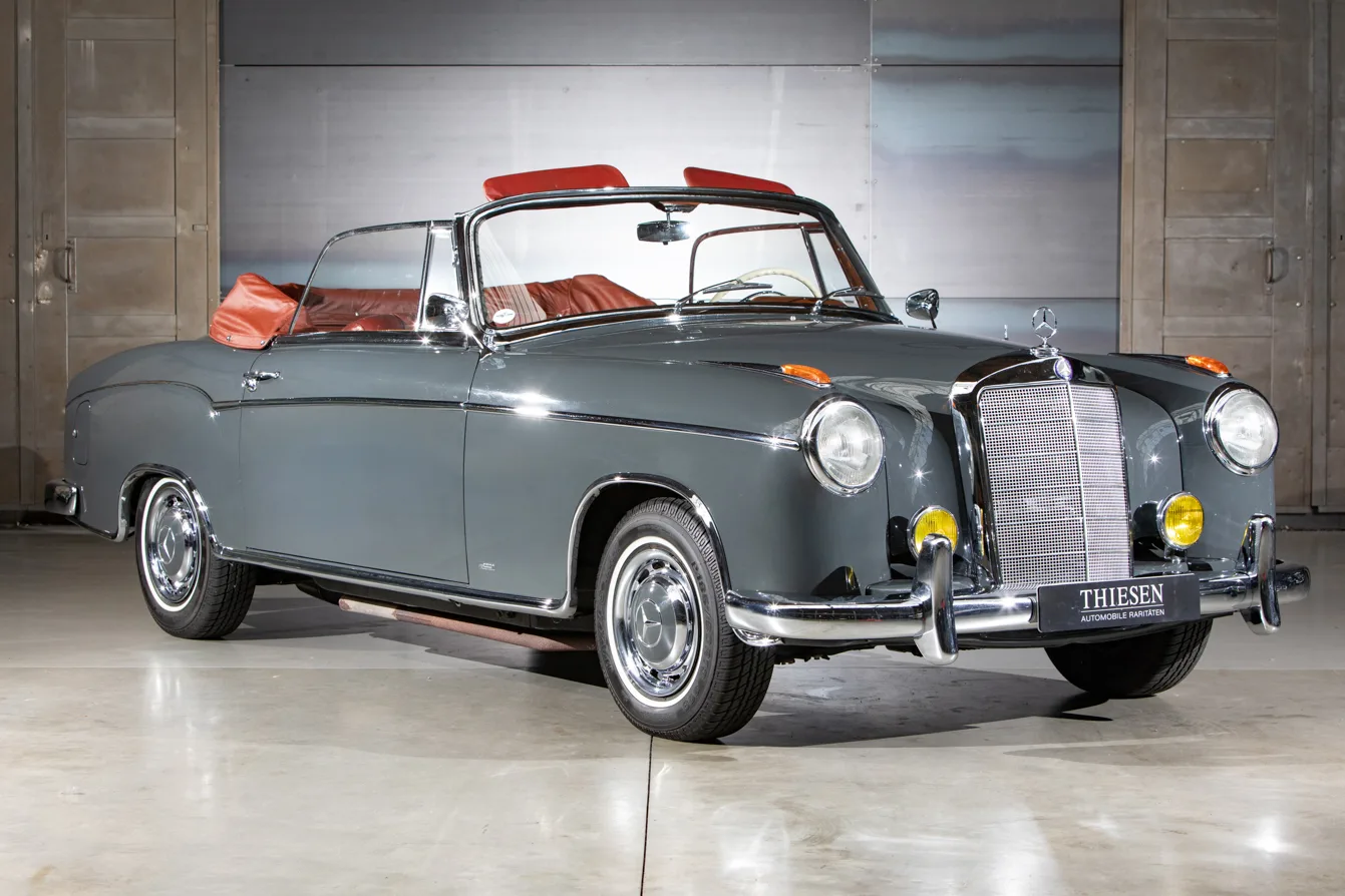 1960 Mercedes-Benz 220 SE Cabriolet Ponton, 22/23