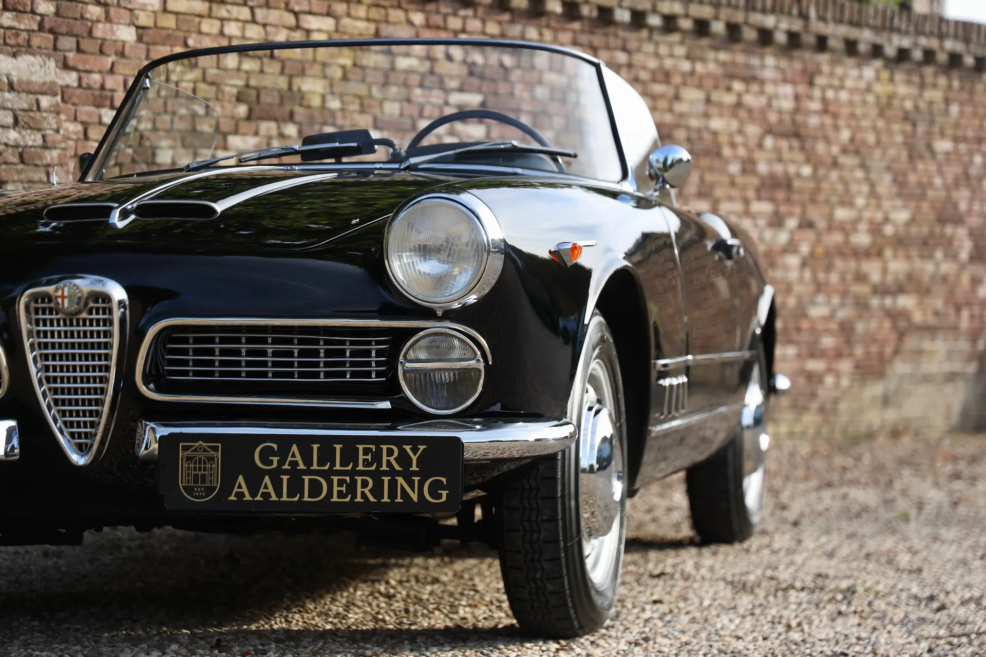 1961 Alfa Romeo 2000 Spider Touring, 6/30