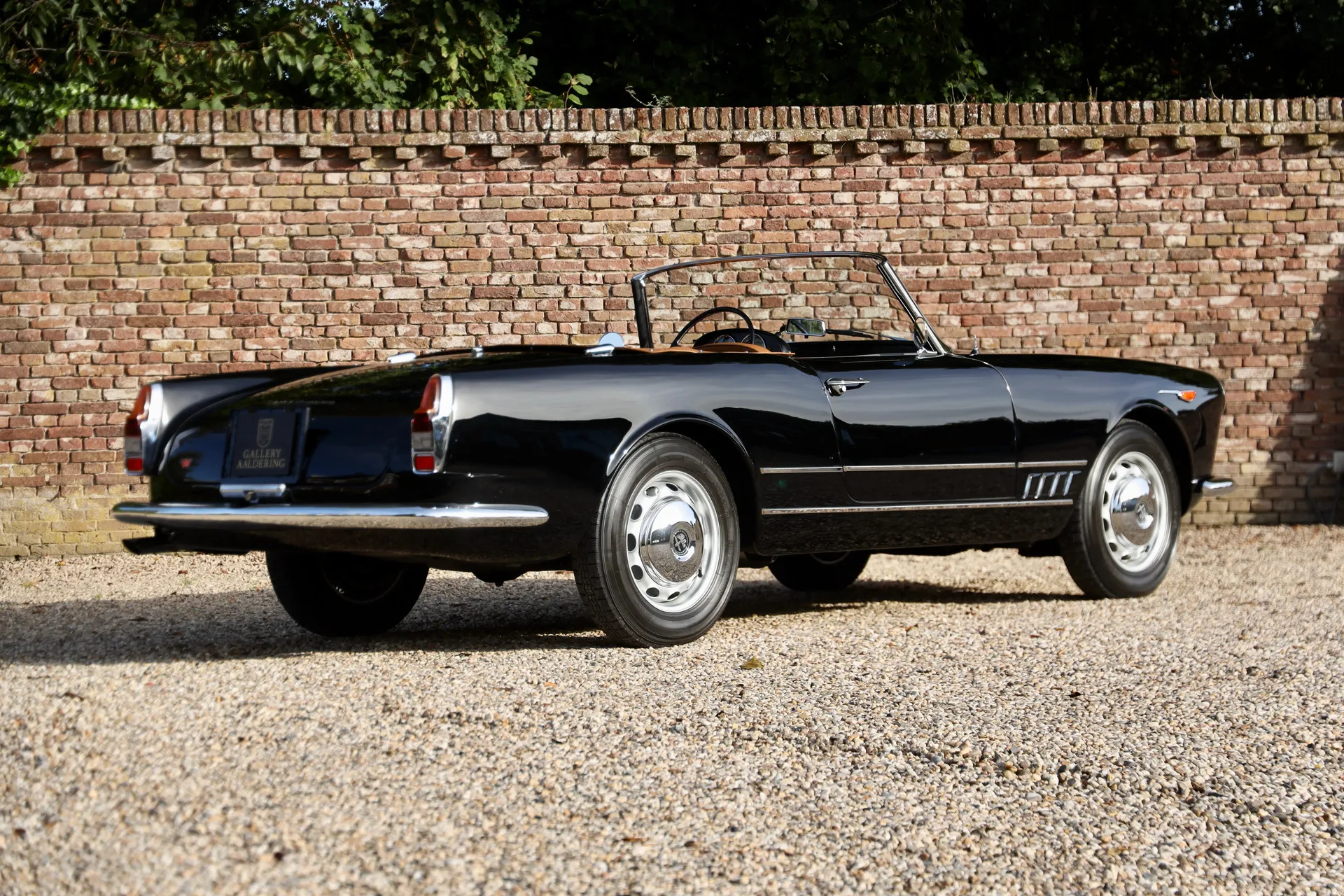 1961 Alfa Romeo 2000 Spider Touring, 13/30