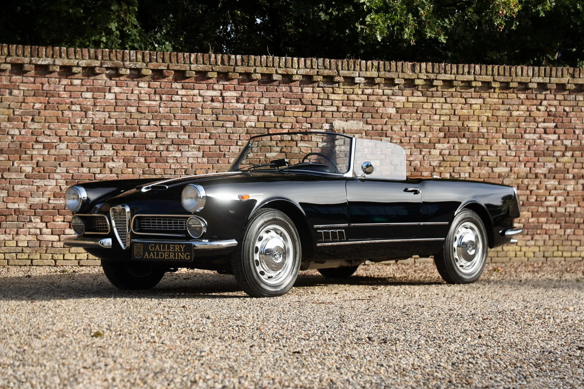1961 Alfa Romeo 2000 Spider Touring, 20/30