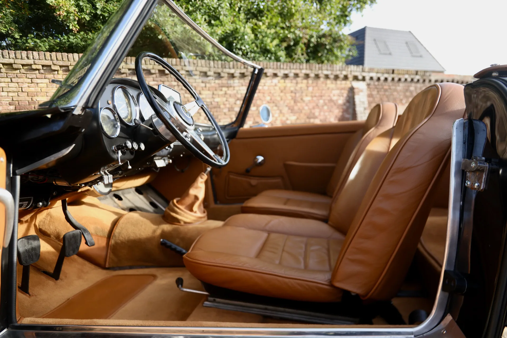 1961 Alfa Romeo 2000 Spider Touring, 21/30