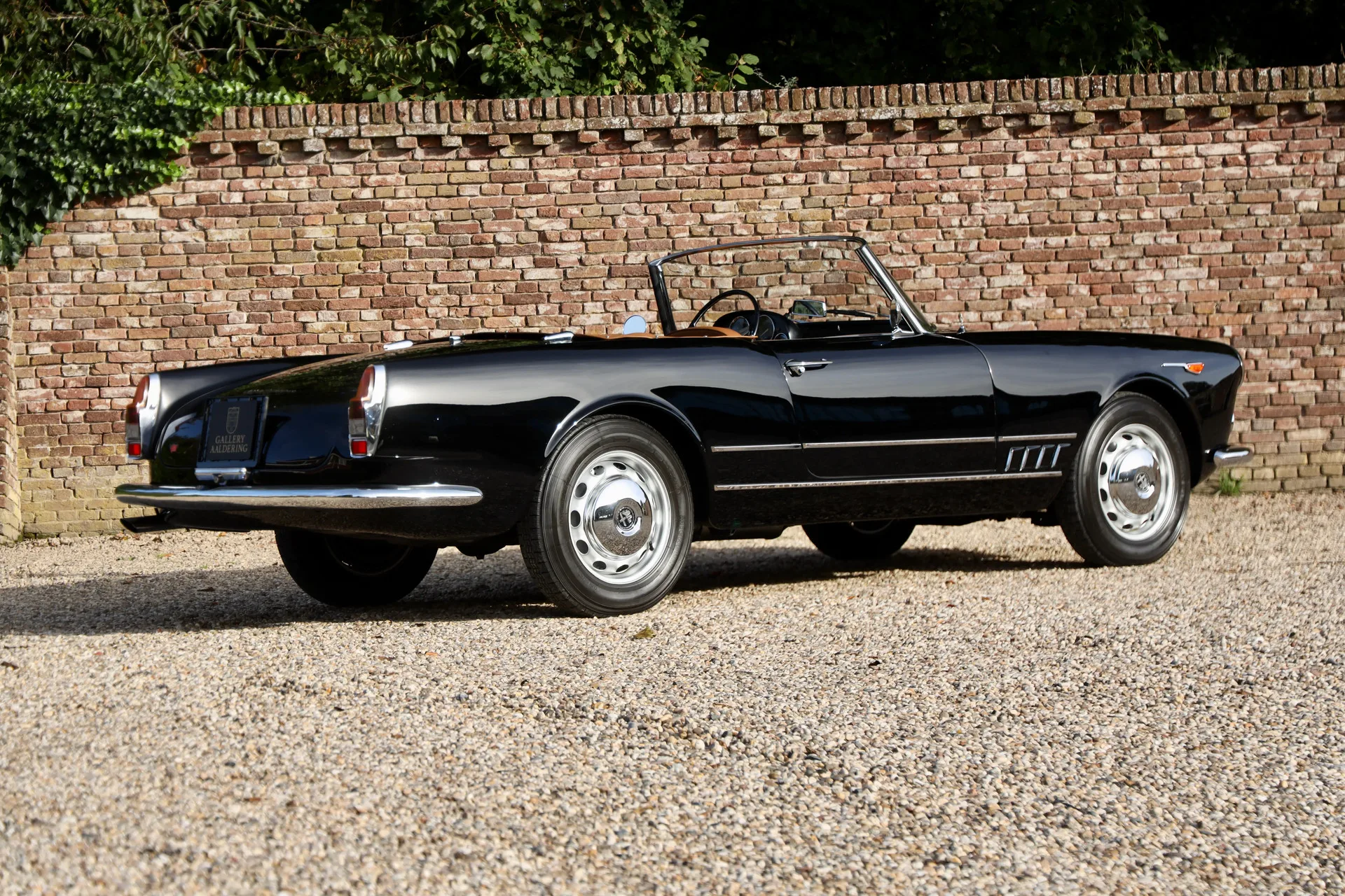 1961 Alfa Romeo 2000 Spider Touring, 26/30