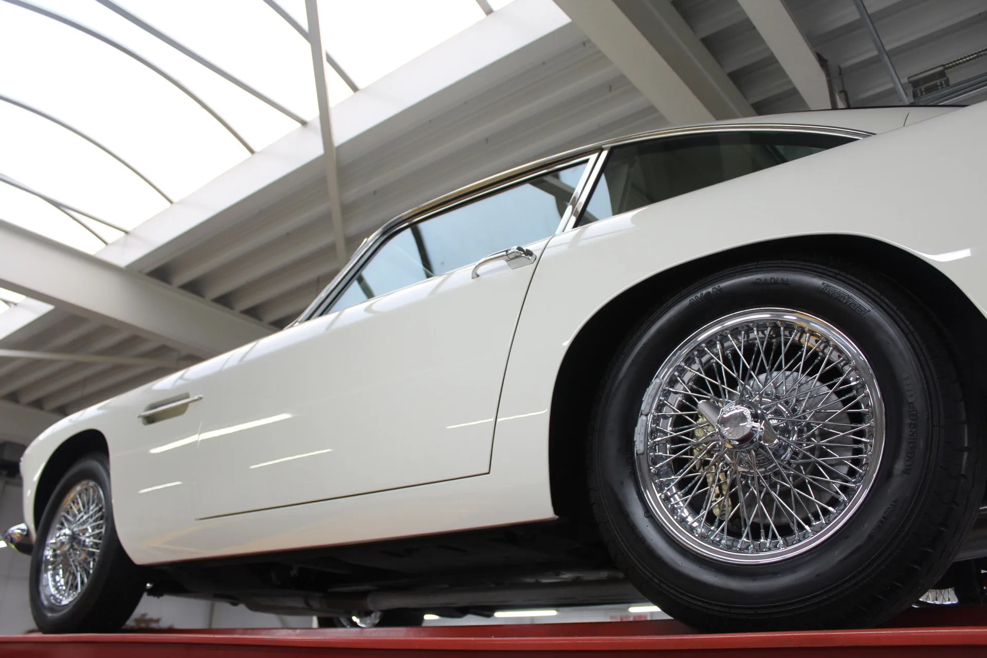 1961 Aston Martin DB4 Series III, 18/30