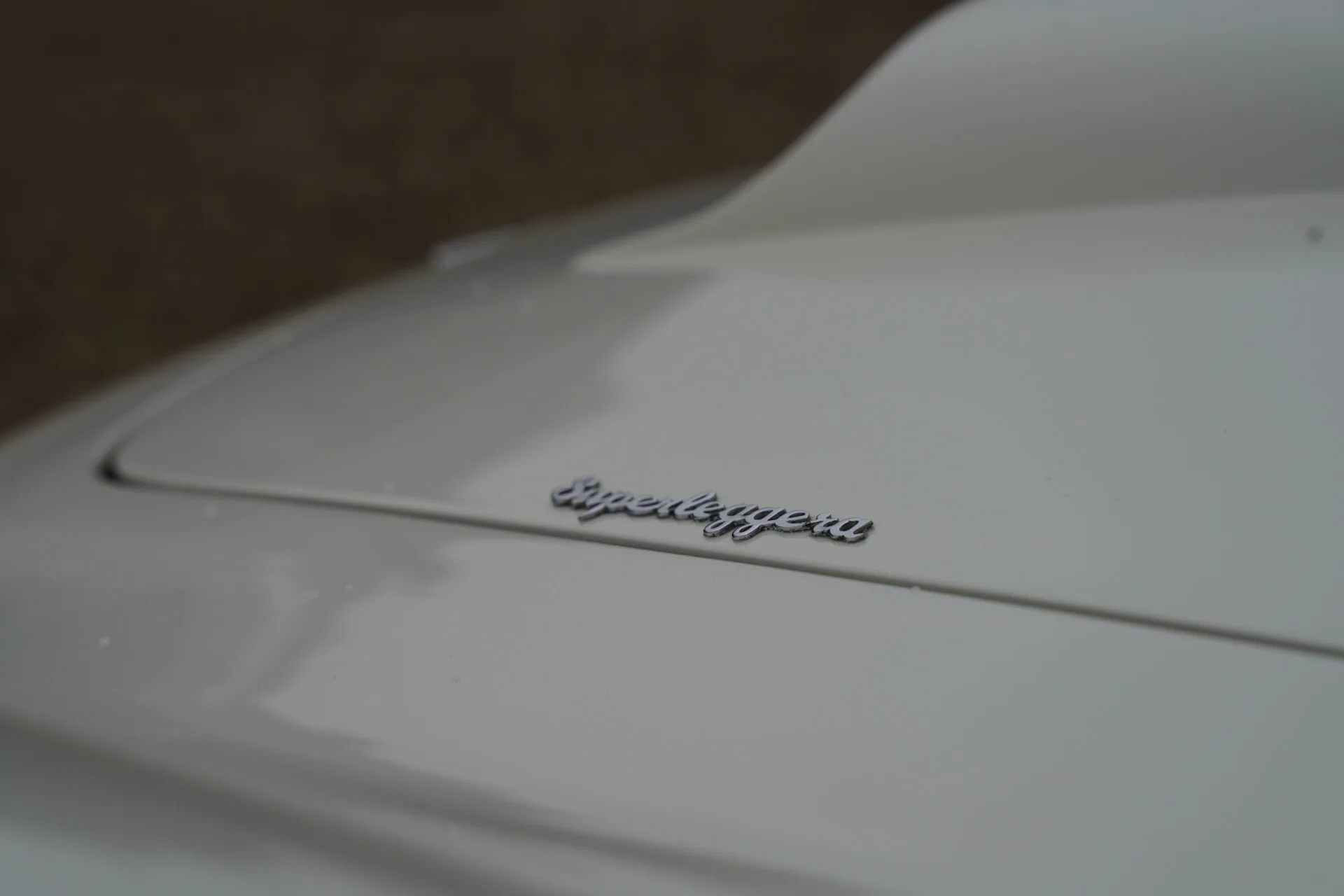 1961 Aston Martin DB4 Series III, 29/30