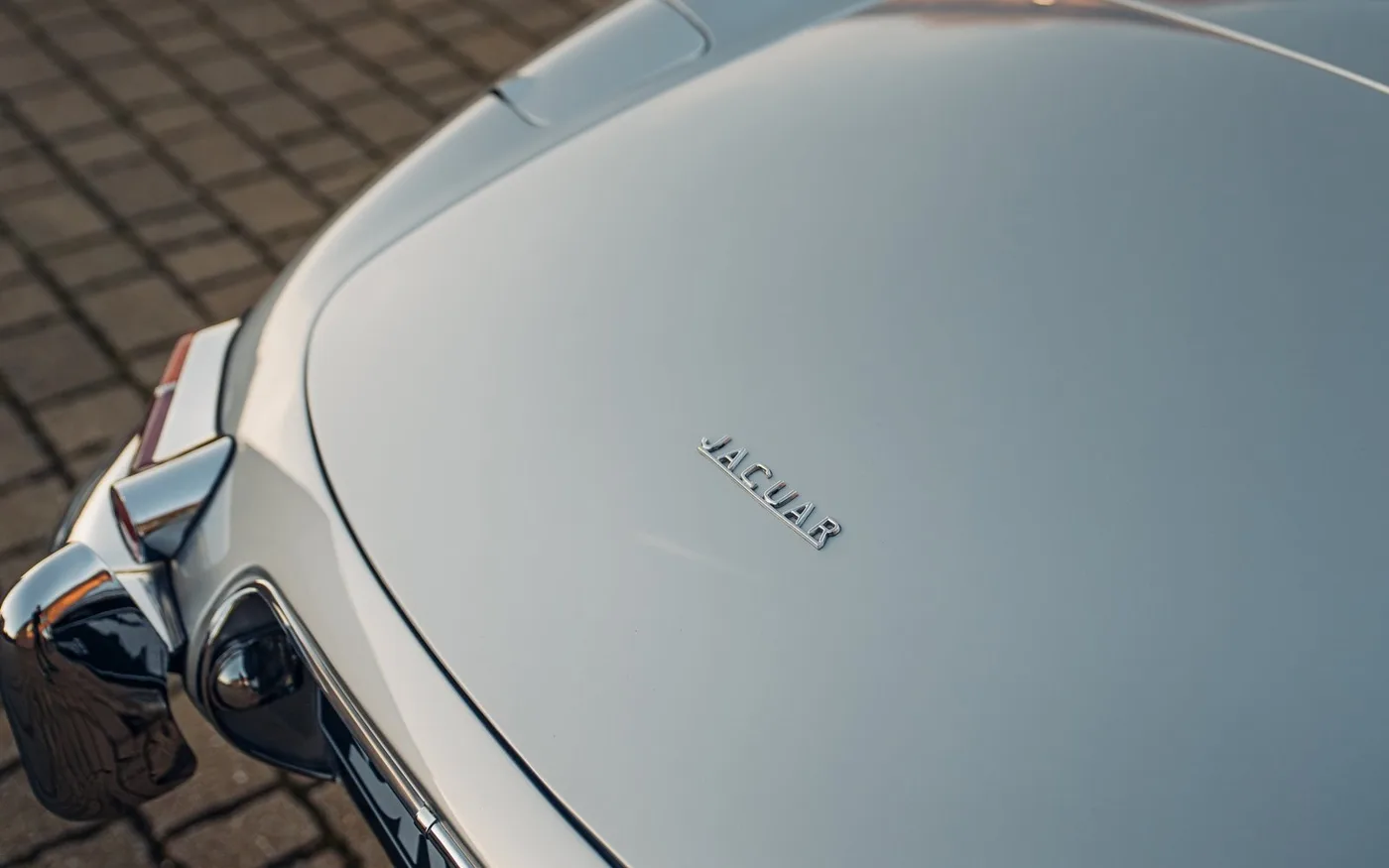 1961 Jaguar E-Type 3.8 Roadster, flat floor proposée par un concessionnaire spécialisé à Chorleywood, Royaume-Uni, photo 13 sur 15