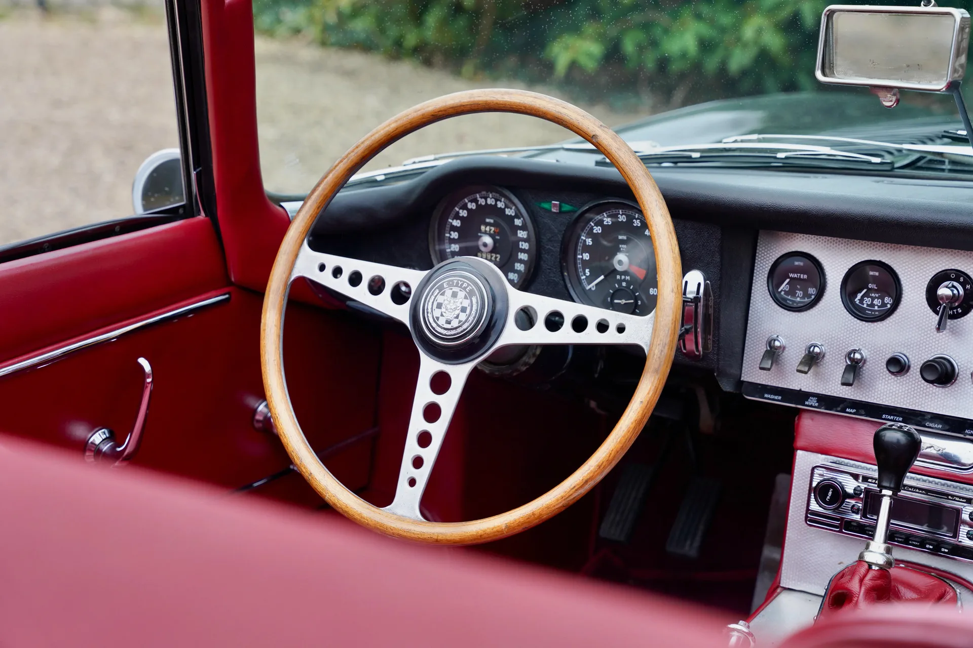 1961 Jaguar E-Type Series 1 3.8 Roadster, 7/30
