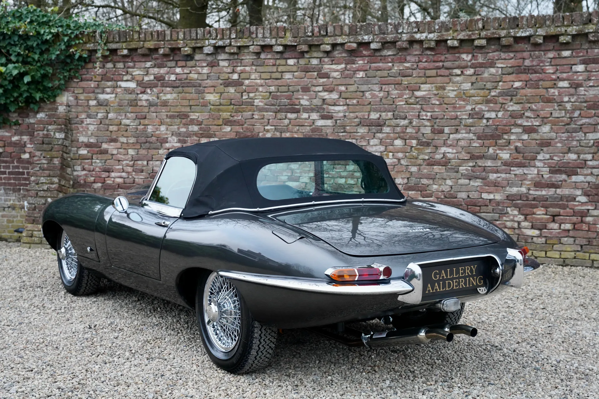 1961 Jaguar E-Type Series 1 3.8 Roadster, 8/30