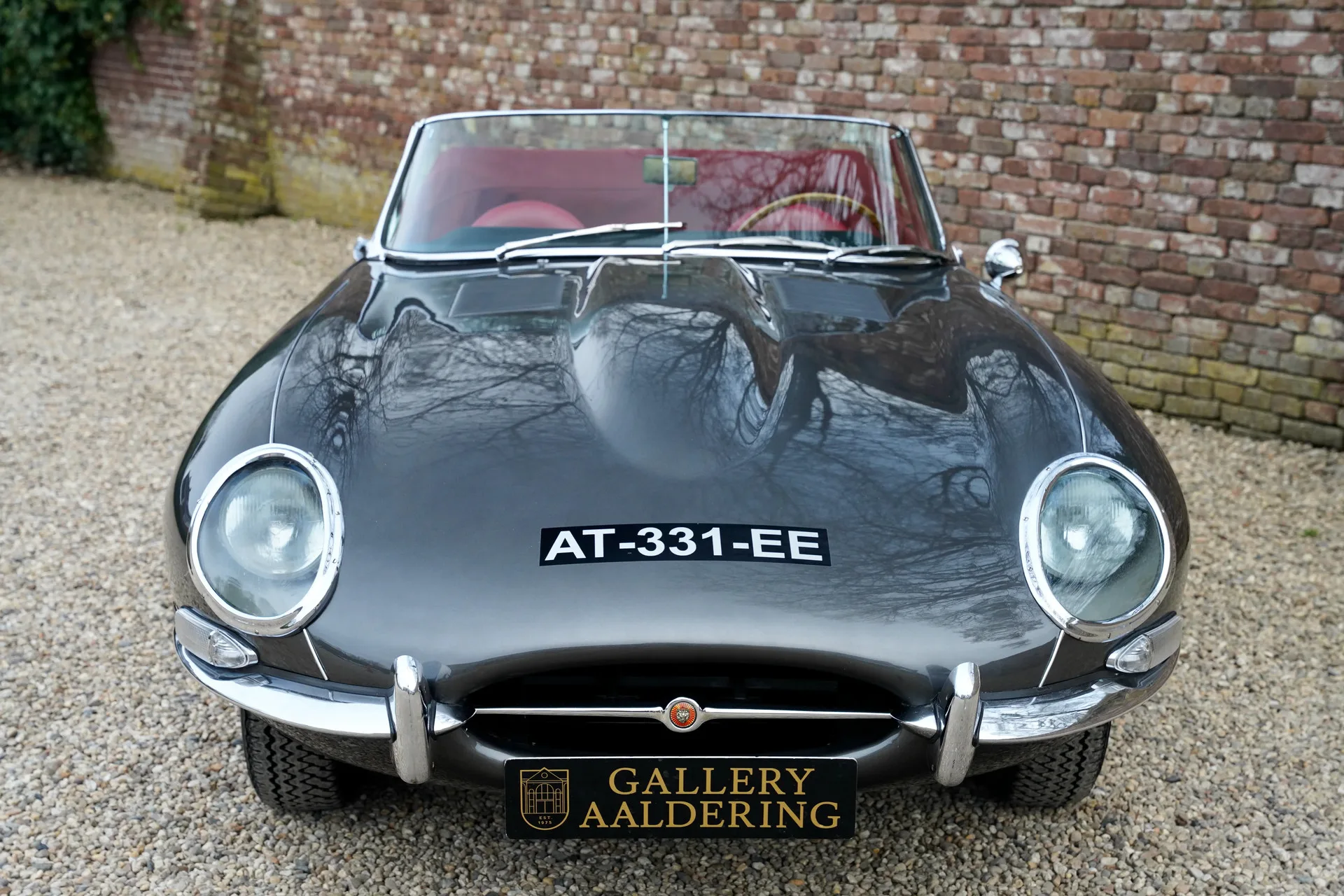 1961 Jaguar E-Type Series 1 3.8 Roadster, 24/30