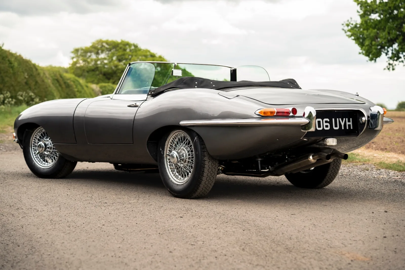 1961 Jaguar E-Type Series 1 3.8 Roadster, 3/30