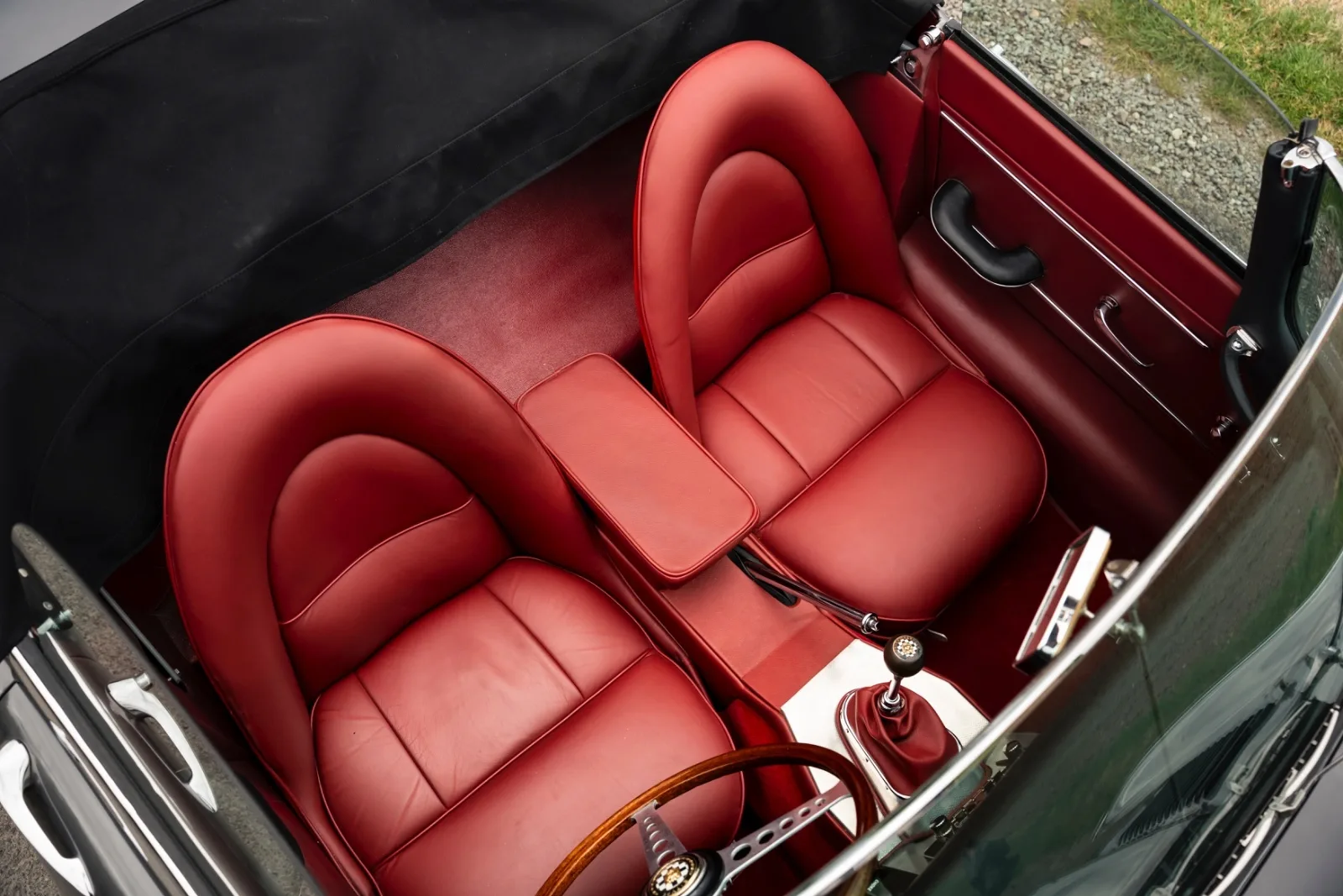 1961 Jaguar E-Type Series 1 3.8 Roadster, 12/30