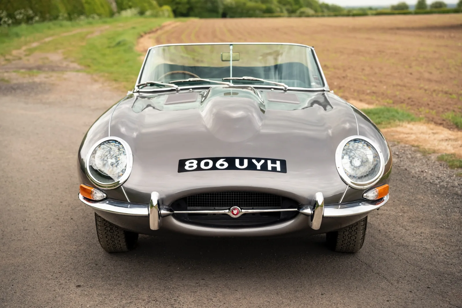 1961 Jaguar E-Type Series 1 3.8 Roadster, 18/30