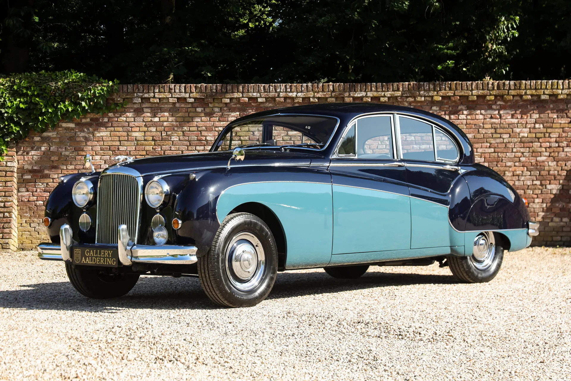 1961 Jaguar Mark IX offered by a specialist dealer in Brummen, Netherlands, main photo