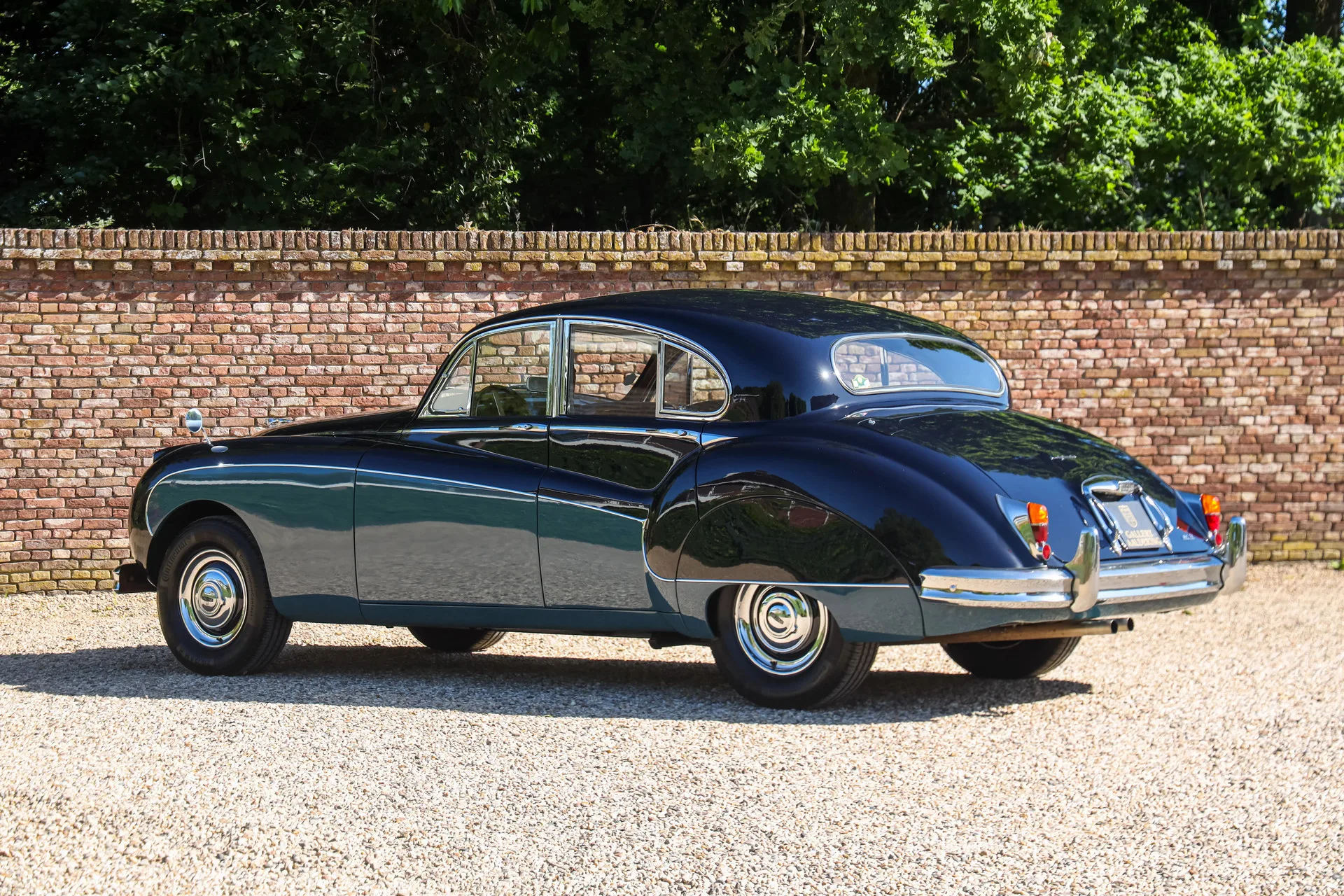 1961 Jaguar Mark IX, 2/30