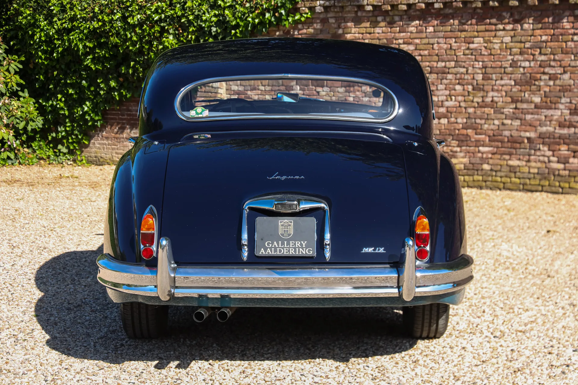 1961 Jaguar Mark IX, 6/30