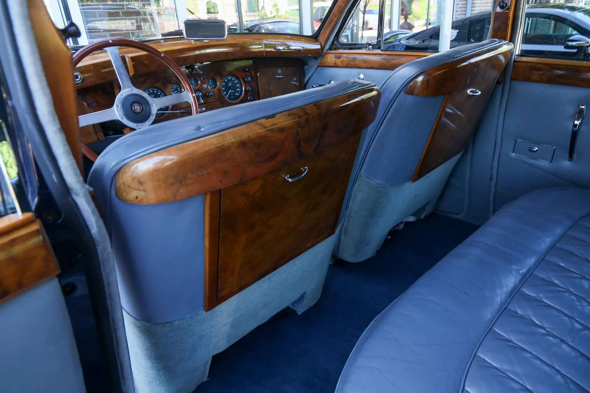 1961 Jaguar Mark IX, 25/30