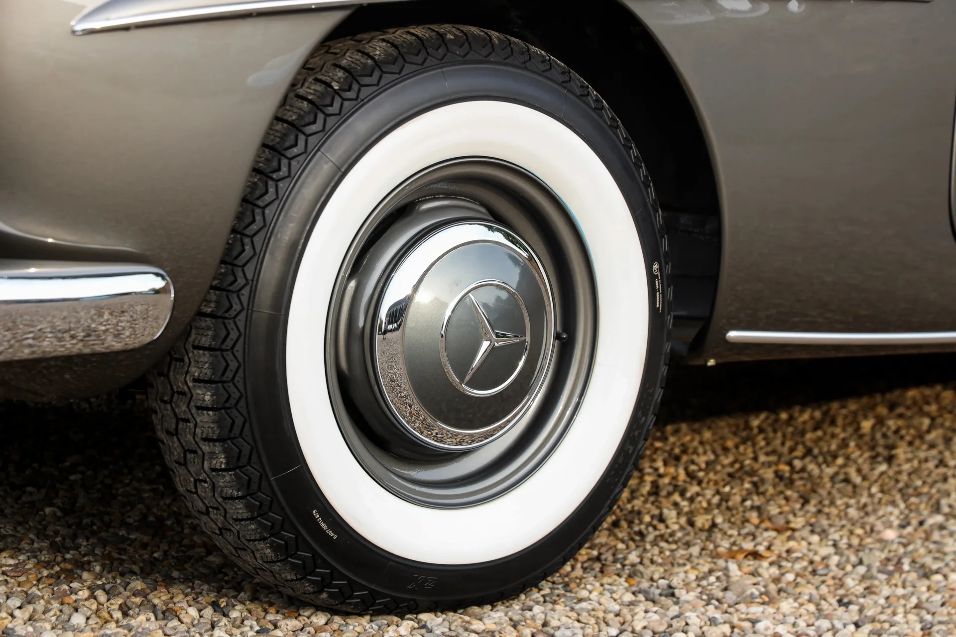 1961 Mercedes-Benz 190 SL, 23/30