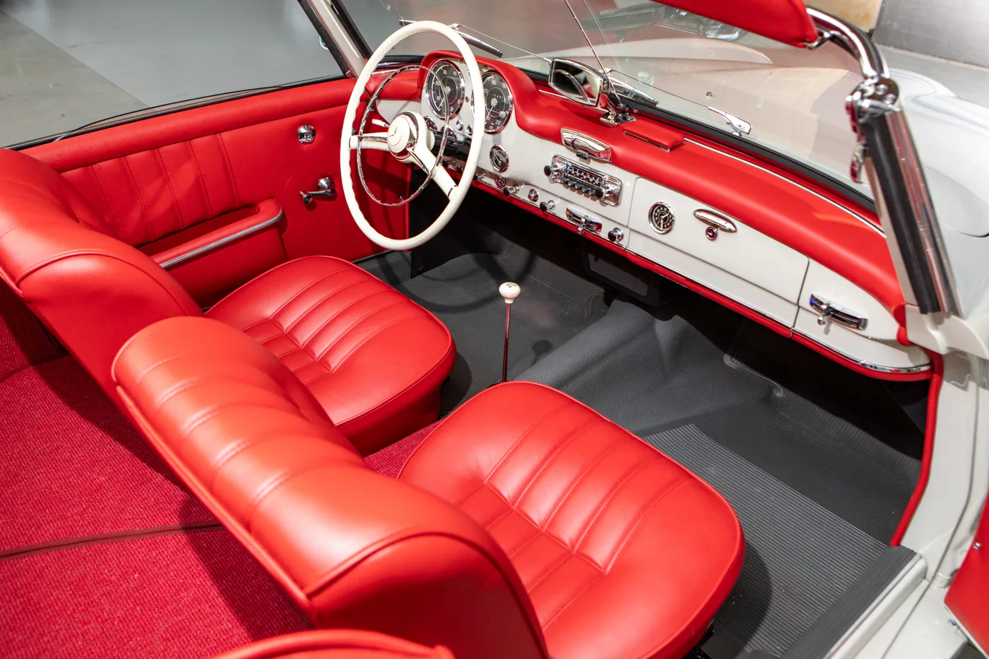 1961 Mercedes-Benz 190 SL, 13/28