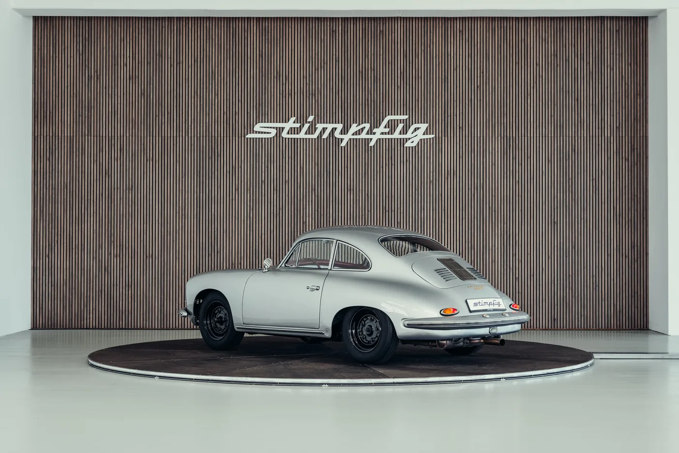 1961 Porsche 356 B 1600 Super angeboten von einem Oldtimerspezialisten in Stuttgart, Deutschland, Foto 3 von 25