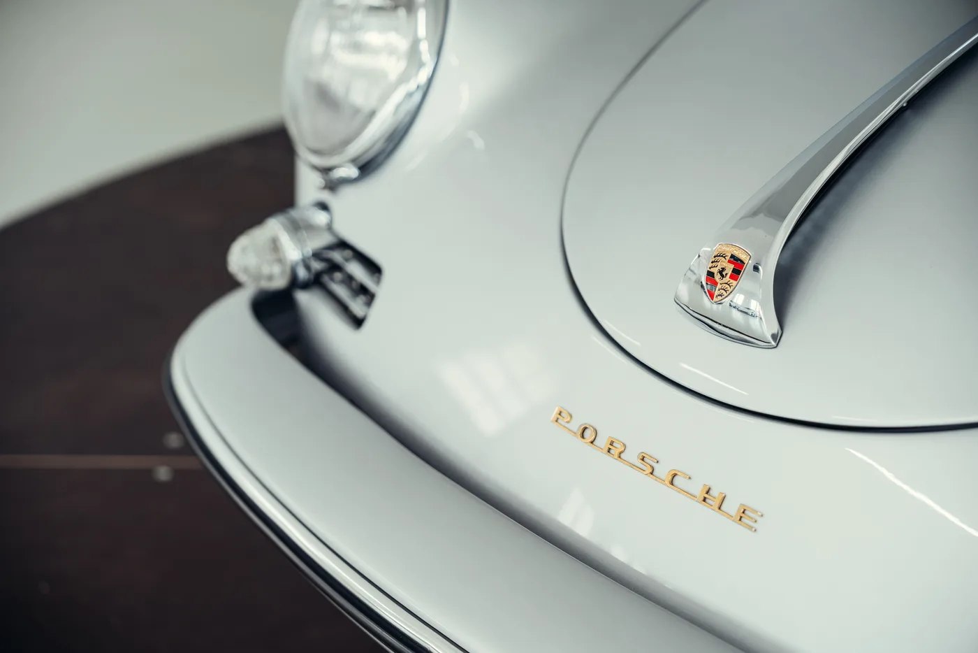 1961 Porsche 356 B 1600 Super angeboten von einem Oldtimerspezialisten in Stuttgart, Deutschland, Foto 9 von 25