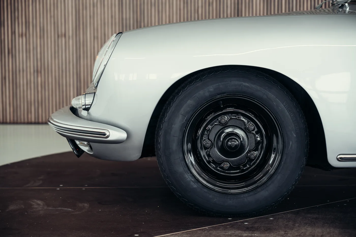 1961 Porsche 356 B 1600 Super angeboten von einem Oldtimerspezialisten in Stuttgart, Deutschland, Foto 16 von 25