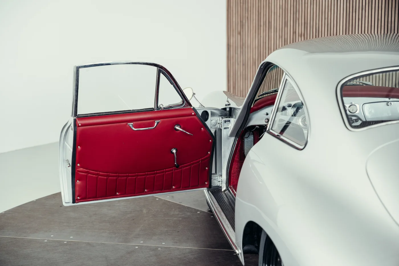 1961 Porsche 356 B 1600 Super angeboten von einem Oldtimerspezialisten in Stuttgart, Deutschland, Foto 18 von 25