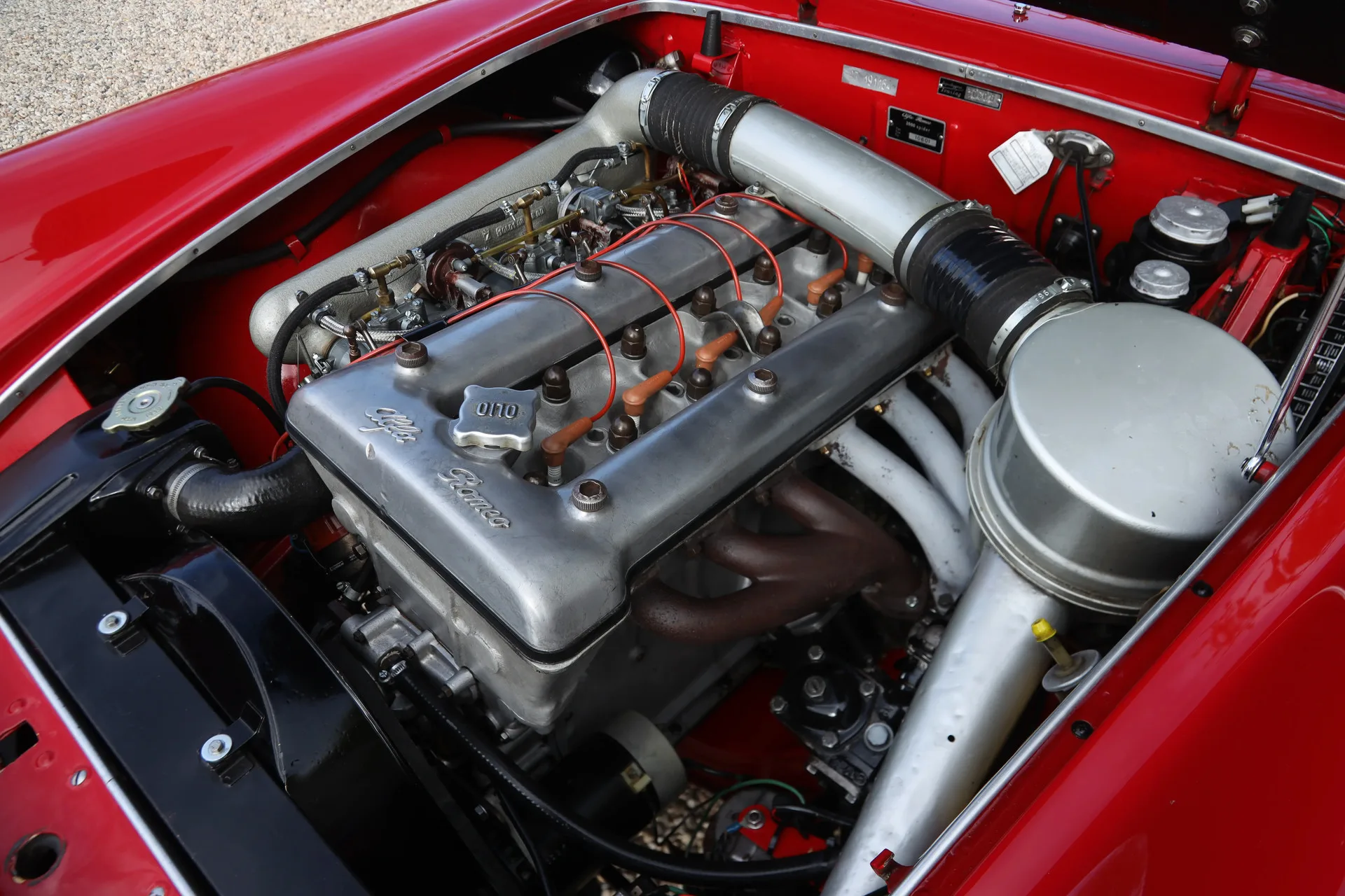 1962 Alfa Romeo 2600 Spider Touring, 4/30