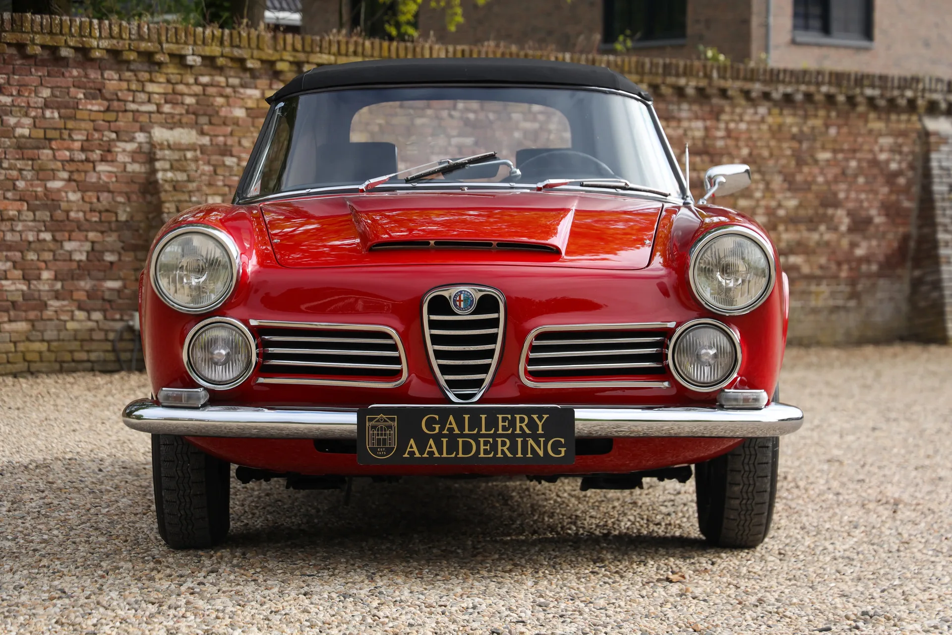 1962 Alfa Romeo 2600 Spider Touring, 12/30