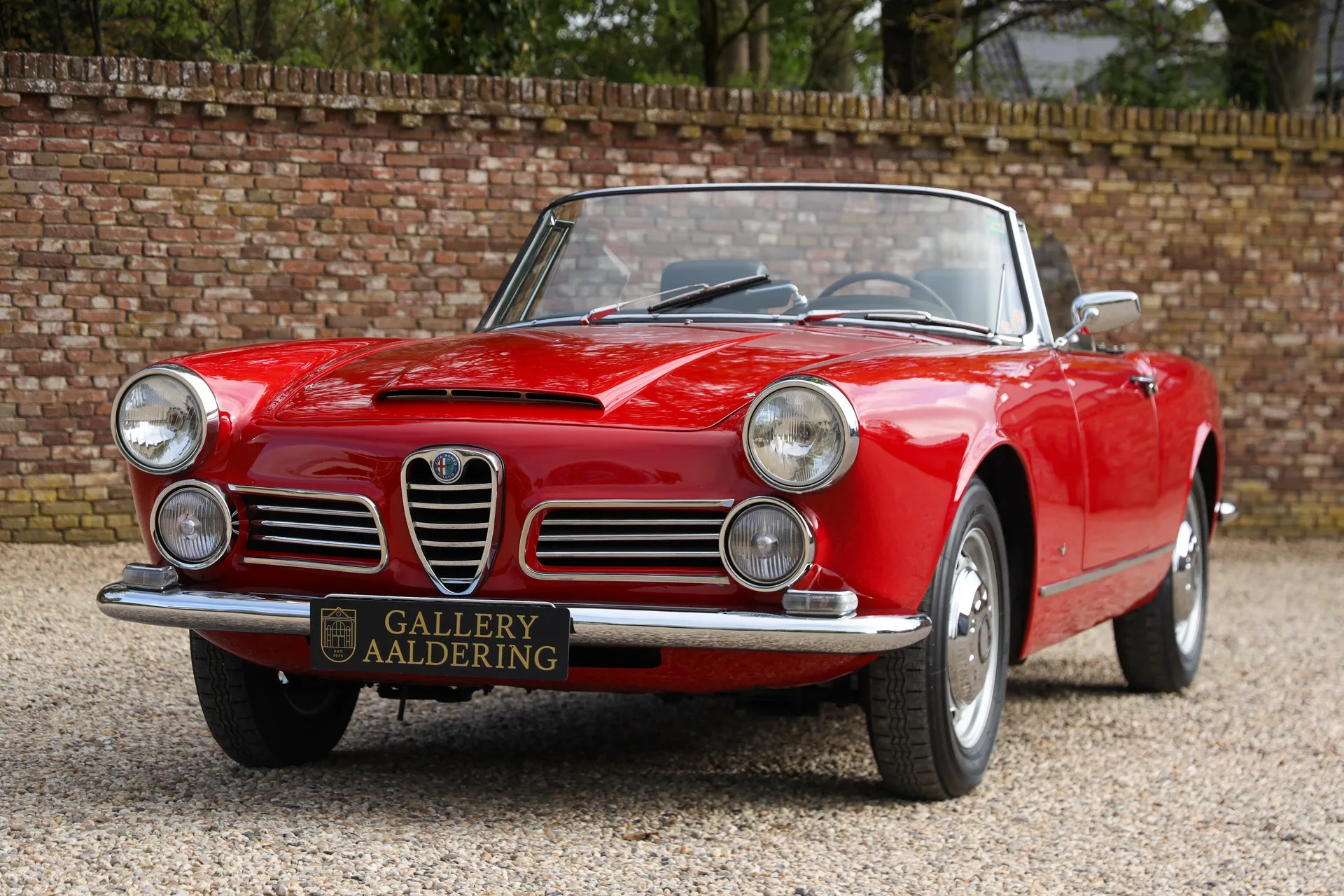 1962 Alfa Romeo 2600 Spider Touring, 20/30