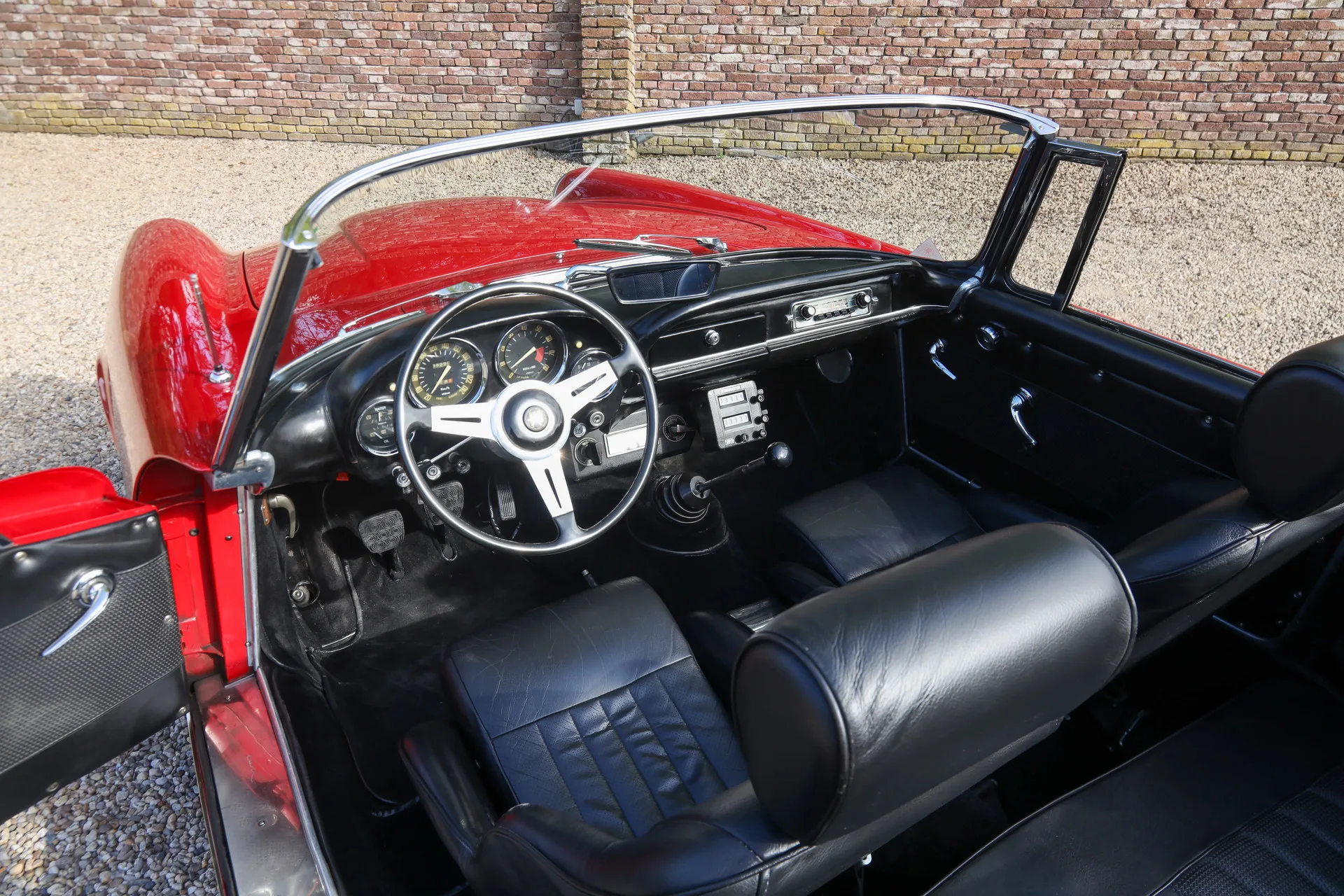 1962 Alfa Romeo 2600 Spider Touring, 21/30