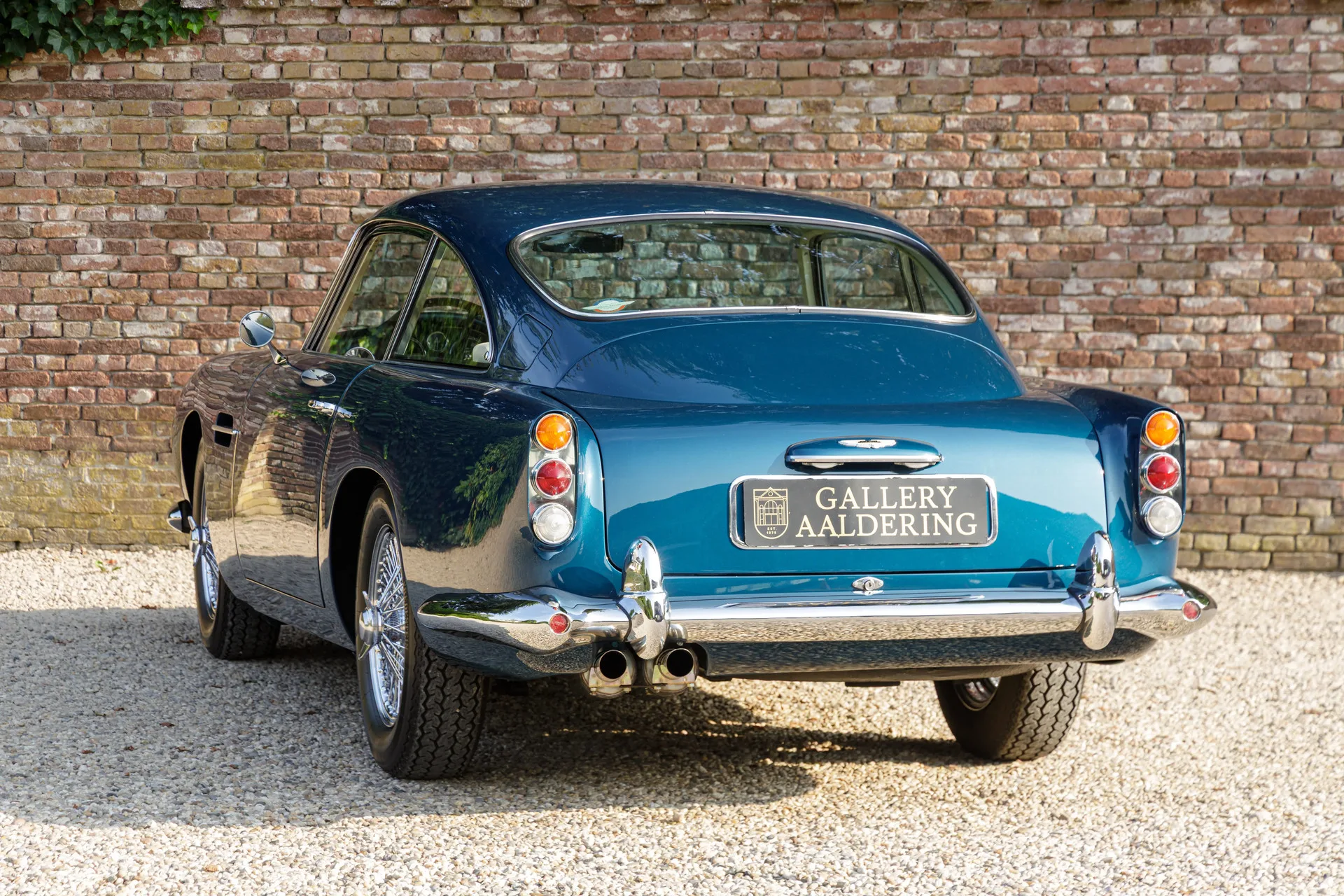 1962 Aston Martin DB4 Vantage SS Series IV, 2/30