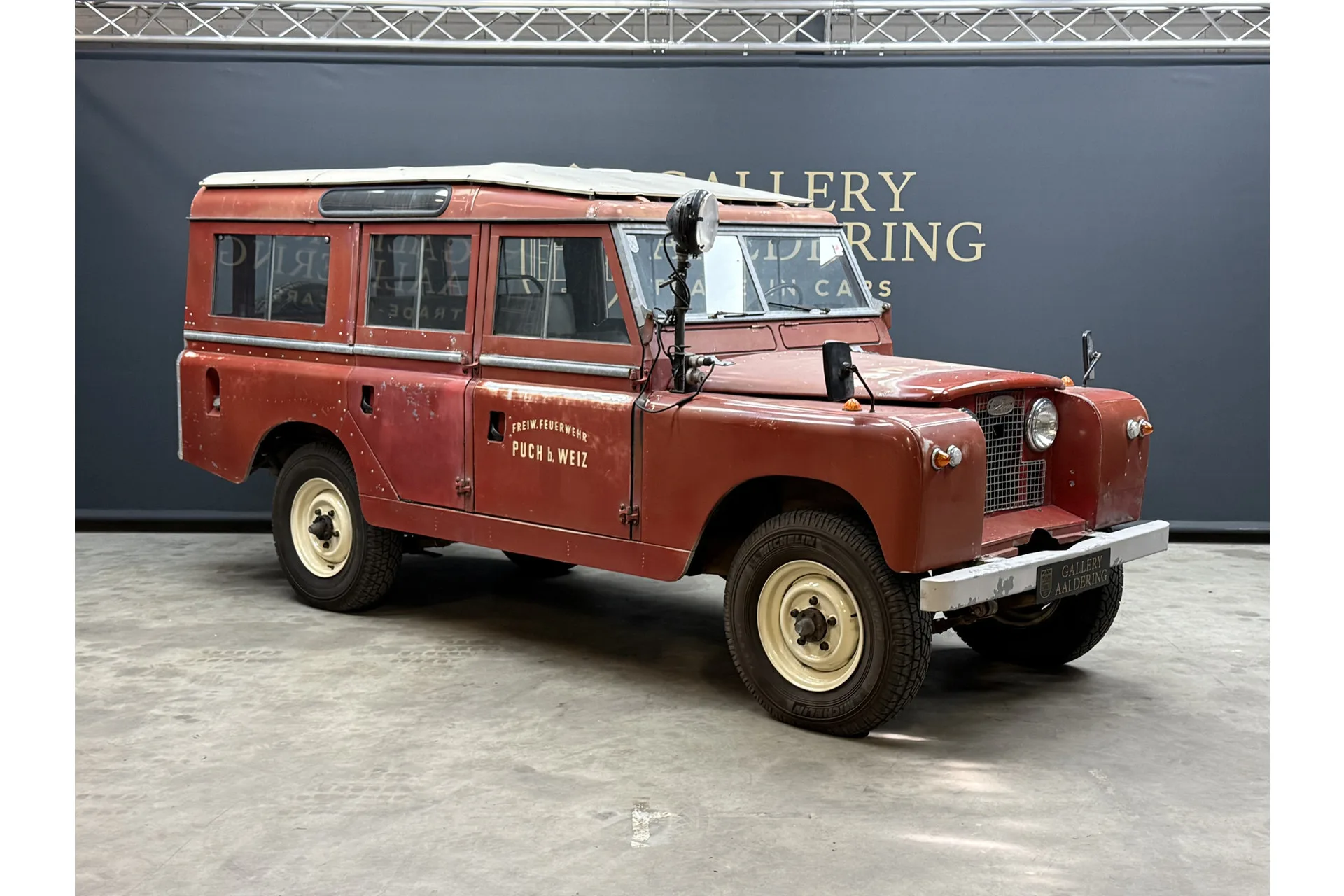 1962 Land Rover Series IIA 109 Station Wagon, 15/30