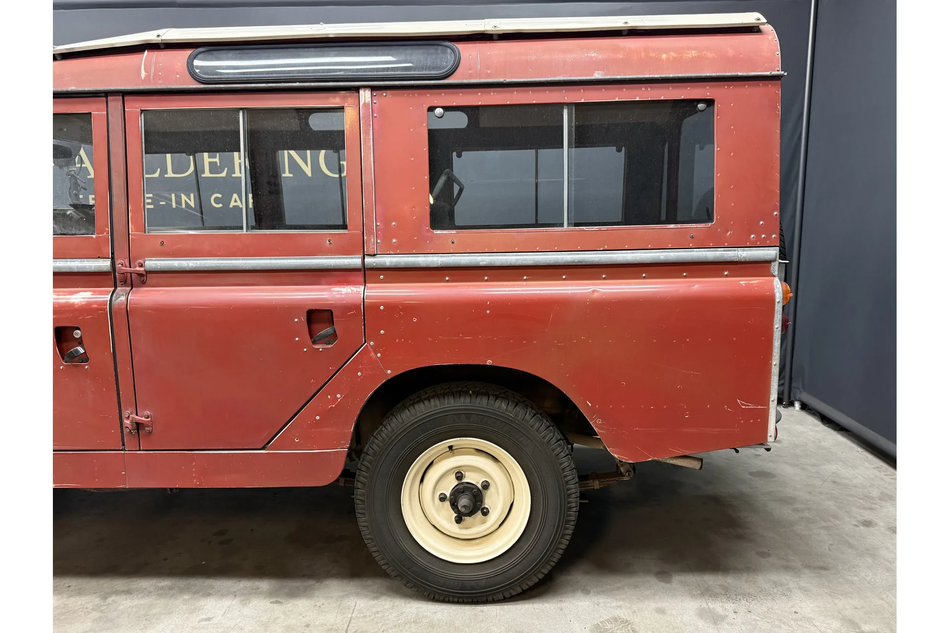 1962 Land Rover Series IIA 109 Station Wagon, 19/30