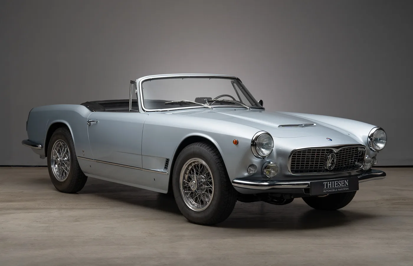 1962 Maserati 3500 GT Spyder Vignale, 2/30