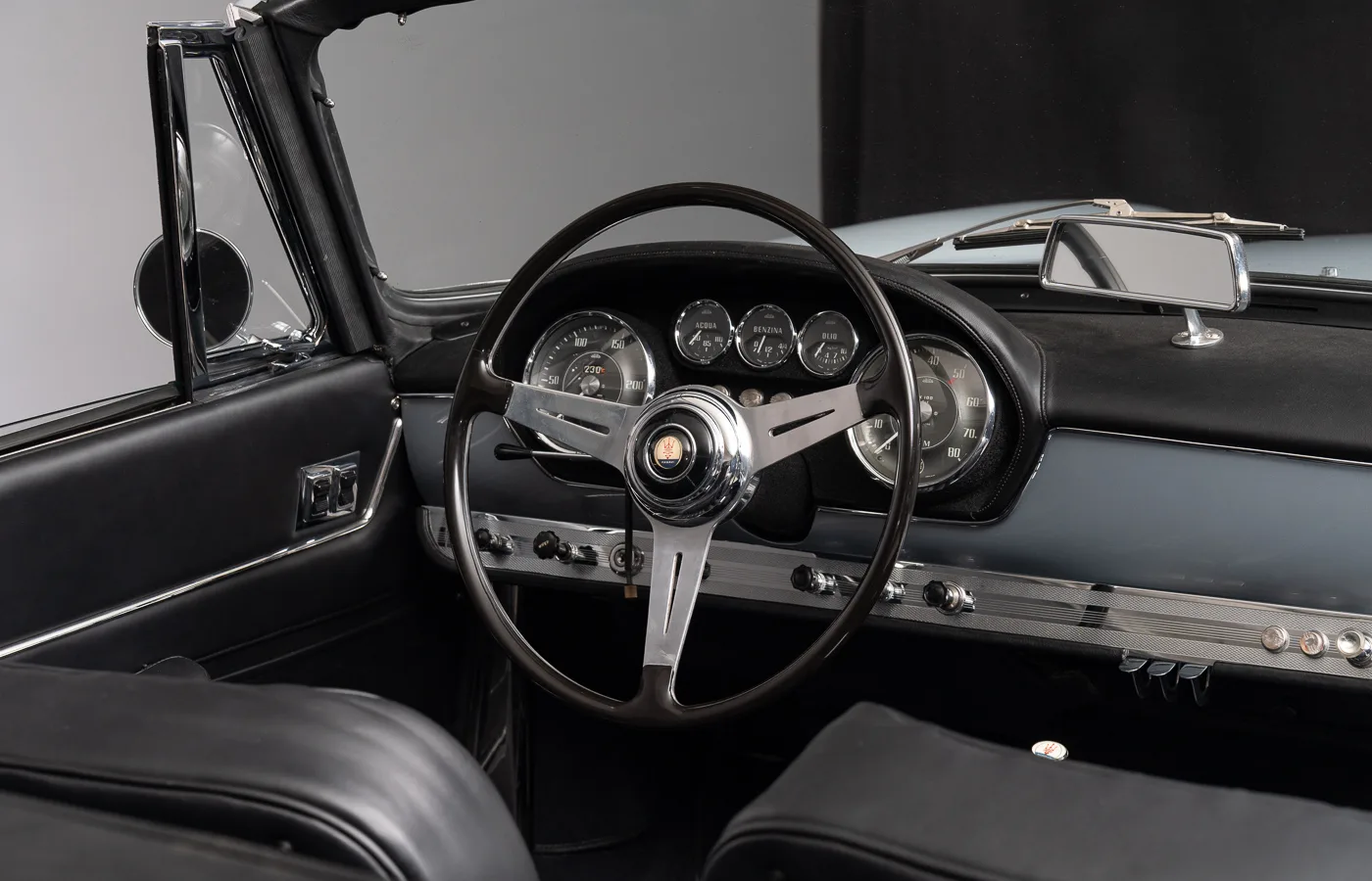 1962 Maserati 3500 GT Spyder Vignale, 22/30