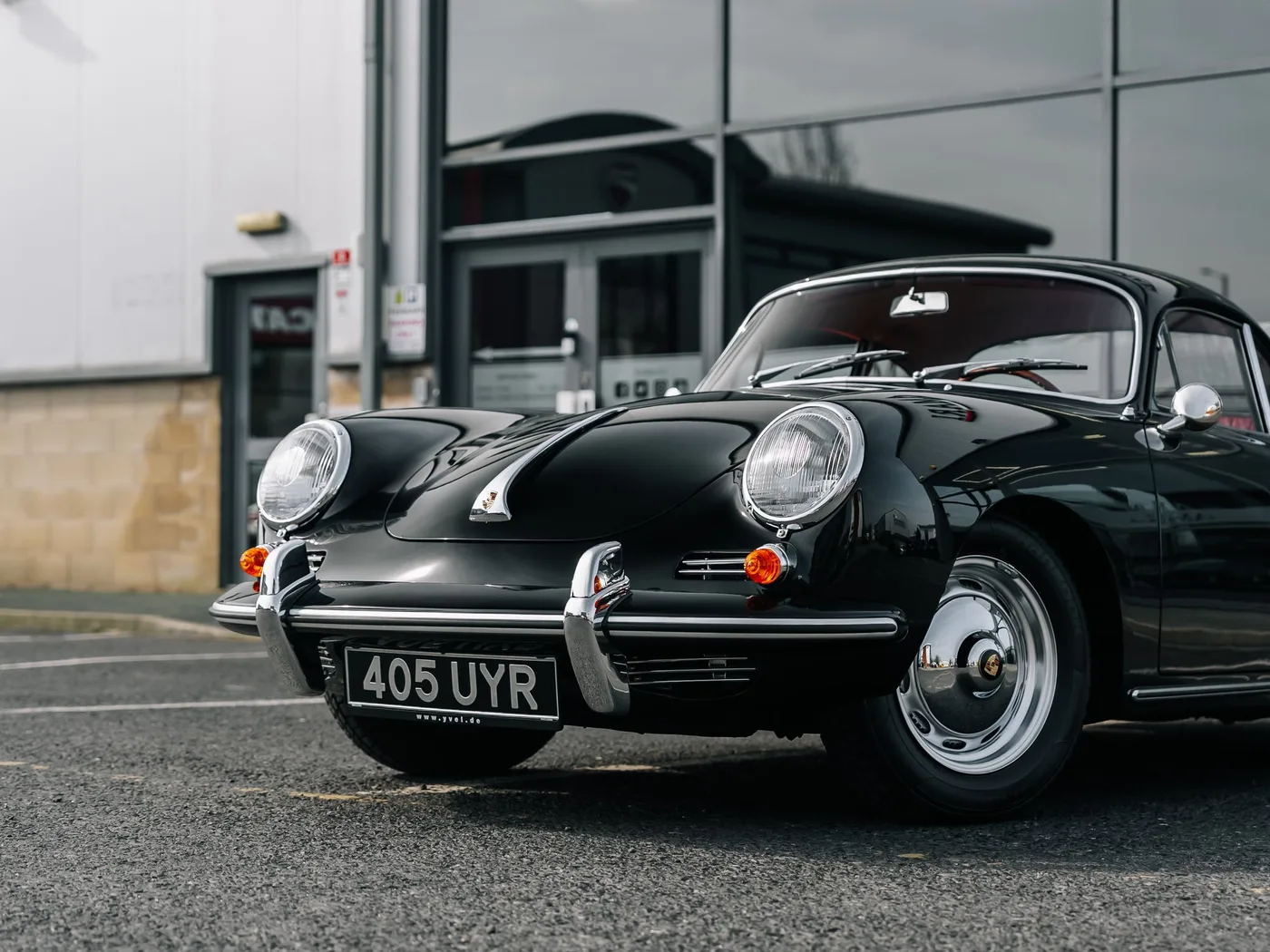 1962 Porsche 356 1600 S offered by a supercar dealer in Preston, United Kingdom, photo 16 of 25
